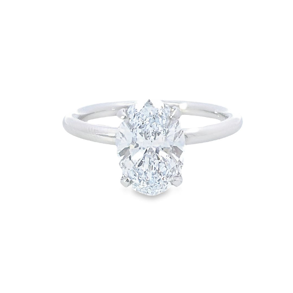 IGI 2.02ct E /SI1 LAB Diamond Oval Shape Solitaire Set In Platinum