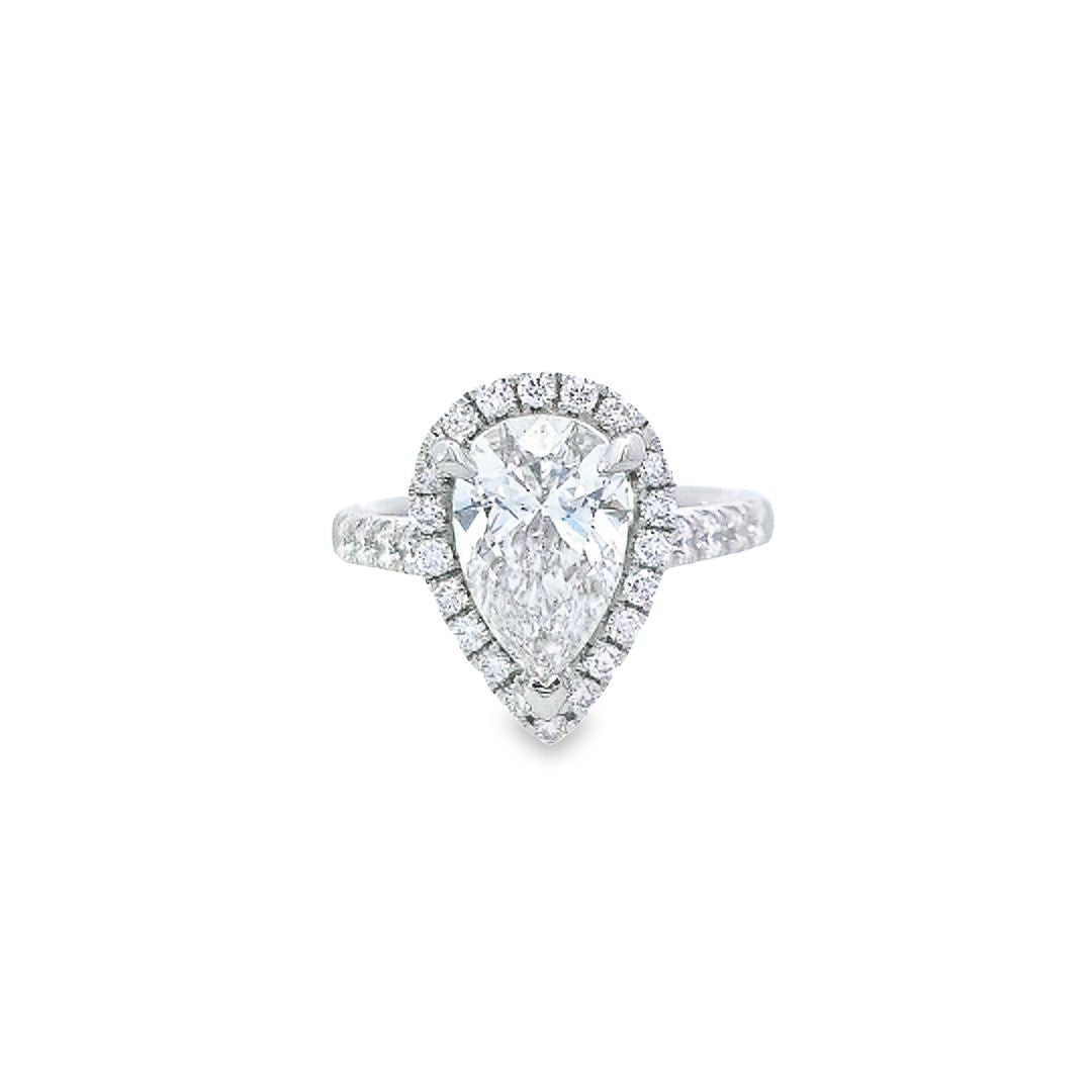 IGI 2.02ct F/SI1 LAB Diamond Halo Ring Set in Platinum