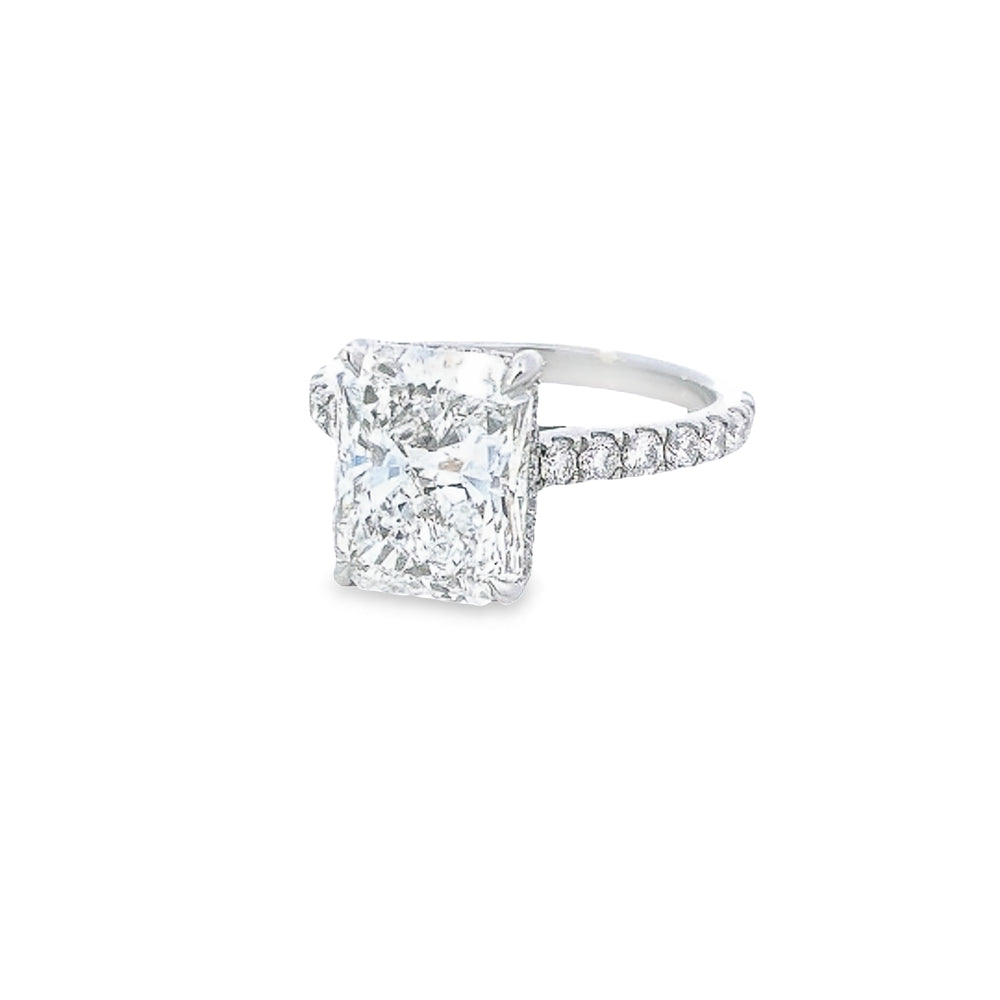 GIA 5.02ct H/SI1 Radiant Cut Diamond Solitaire set in Platinum with Diamond Band