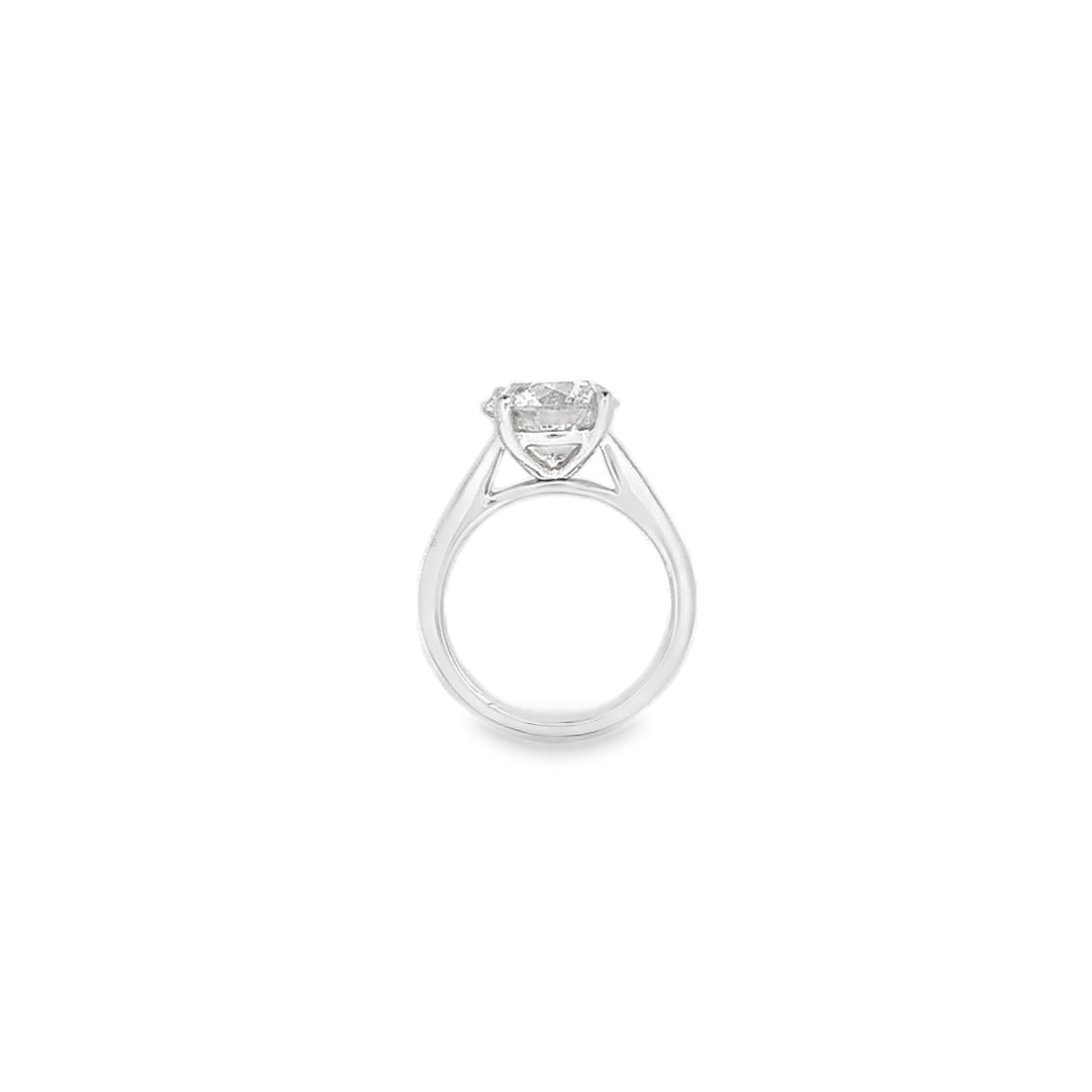 6.01ct H/I1 Round Brilliant Cut Diamond Solitaire set in Platinum - Montpellier Jewellers