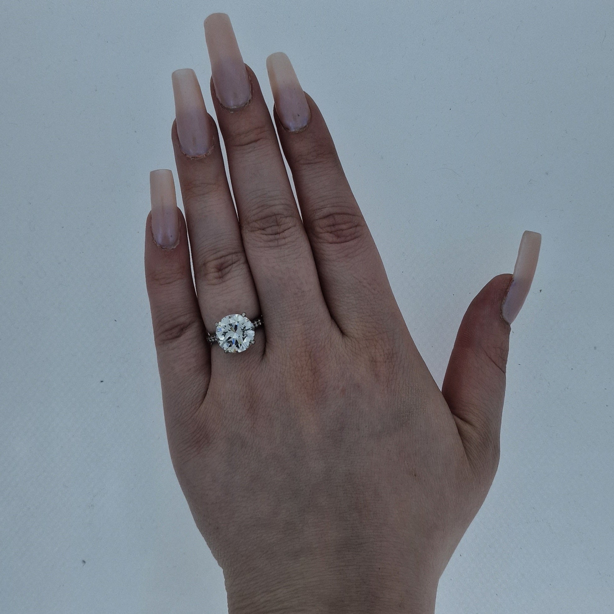 GIA 5.01ct G/SI1 Round Brilliant Cut Diamond Solitaire set in Platinum