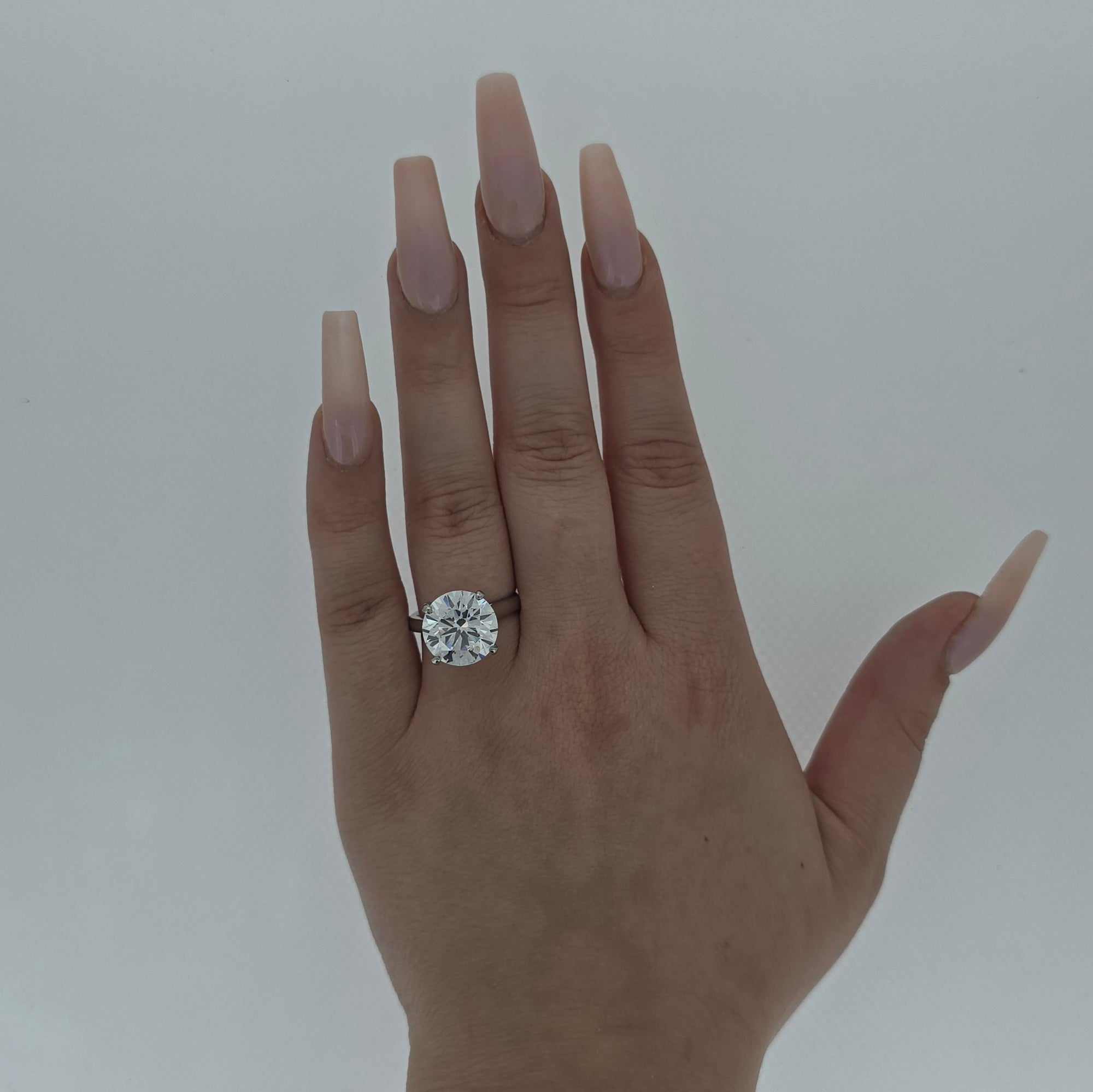 IGI 7.49ct E/VS1 LAB Diamond Solitaire set in Platinum