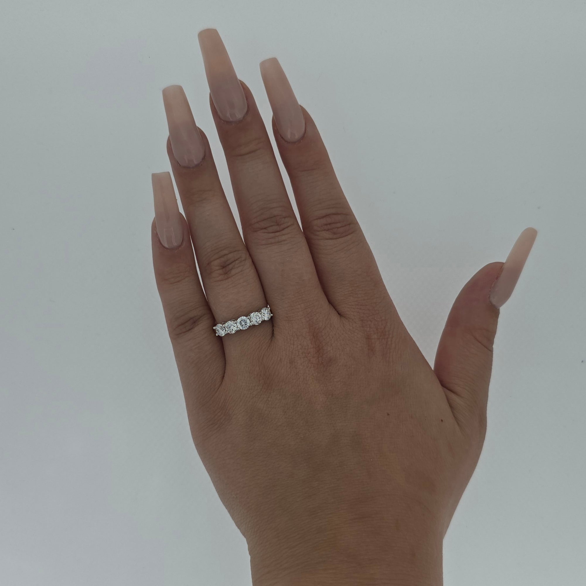1.55ct F/VS LAB Diamond 5 Stone Ring Set In 9ct Gold