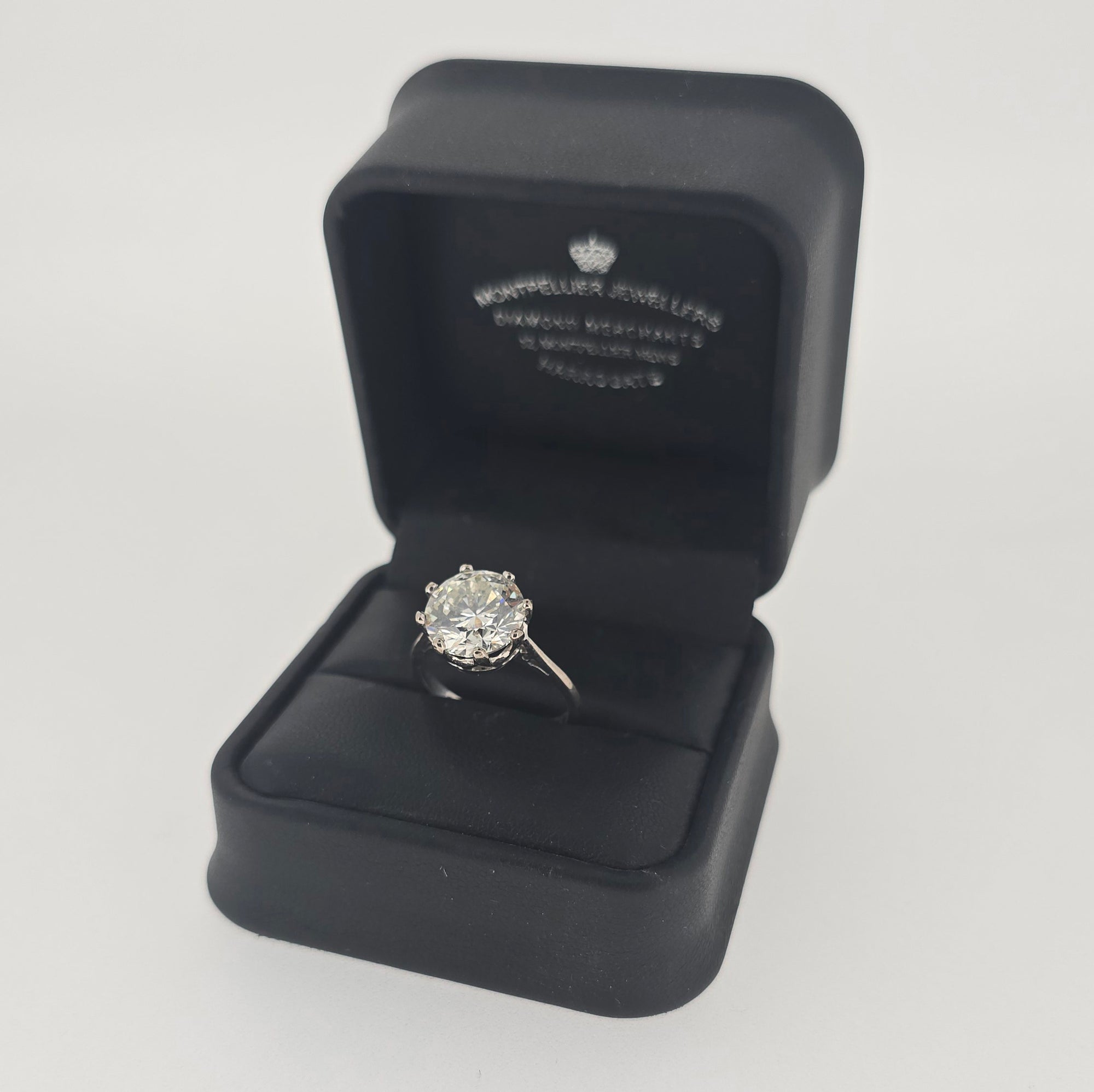 IGI 4.01ct J/SI2 Diamond Solitaire set in 18ct White Gold