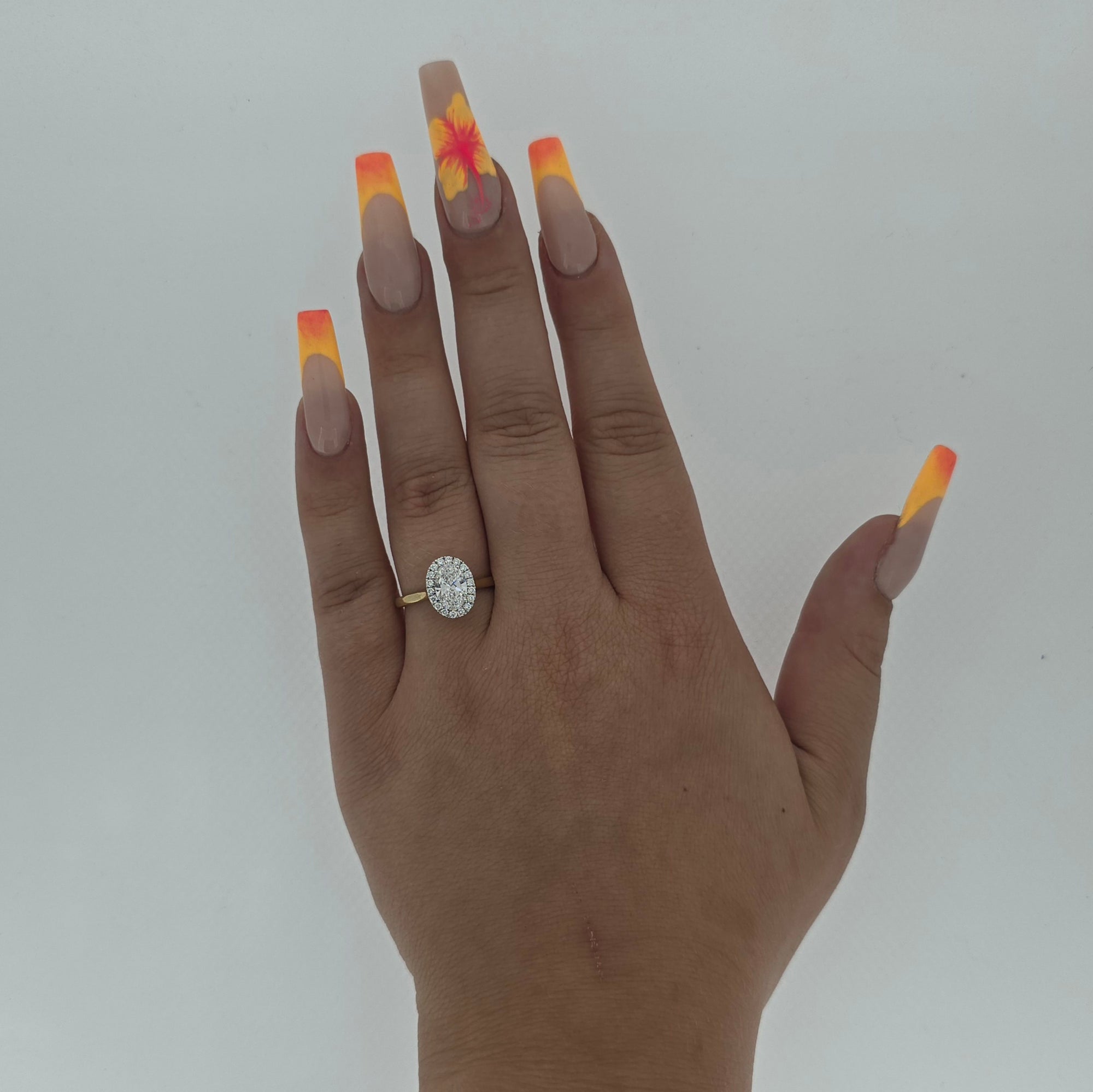 1.21ct D/VS1 LAB Diamond Halo Ring set in 9ct Yellow Gold