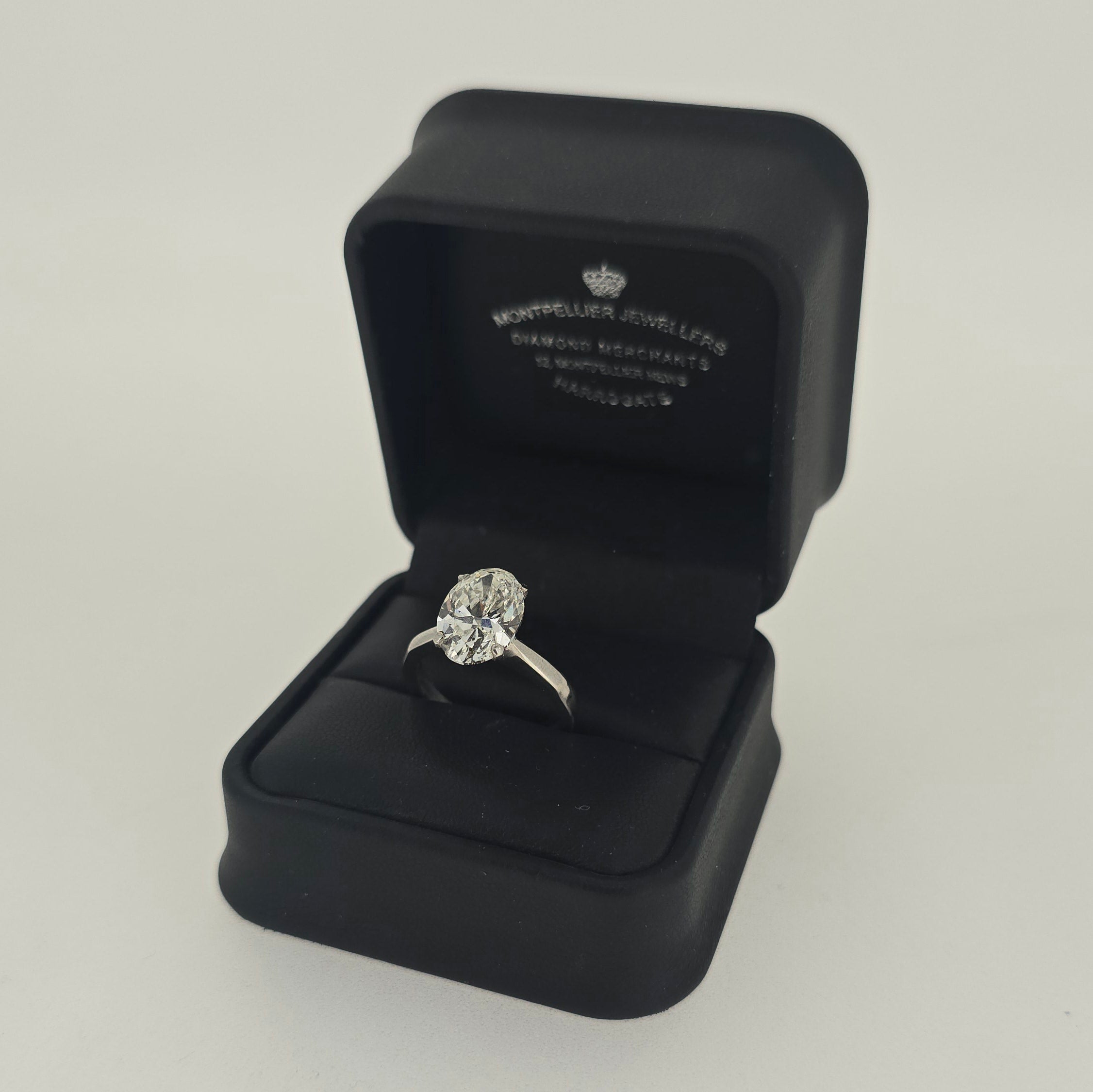 GIA 4.00ct I/SI2 Diamond Solitaire set in Platinum - Montpellier Jewellers