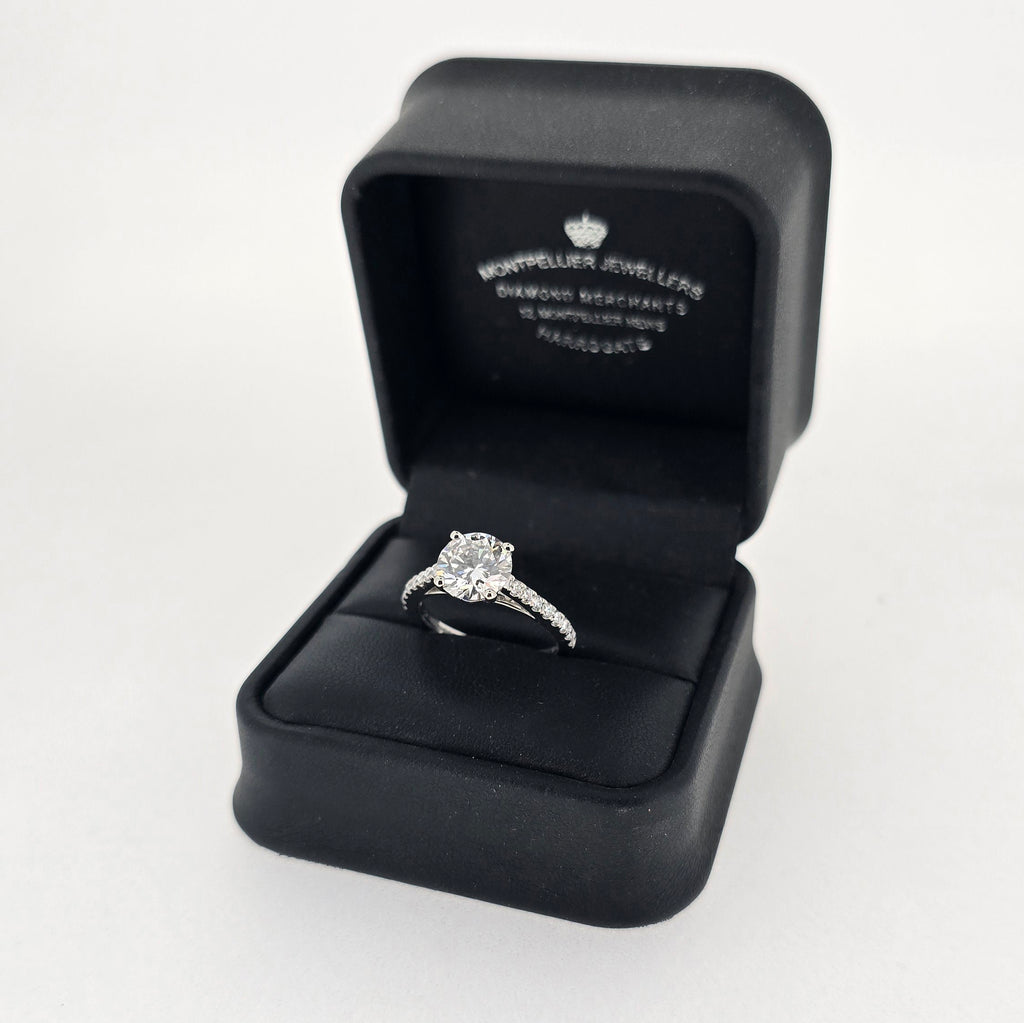 2.00ct D/VS2 LAB Diamond Ring with Diamond Shoulders set in Platinum