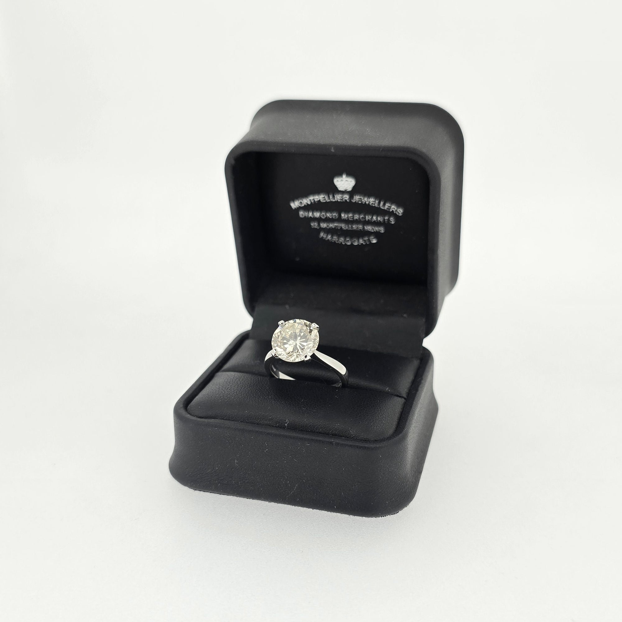 4.15ct Diamond Solitaire set in Platinum