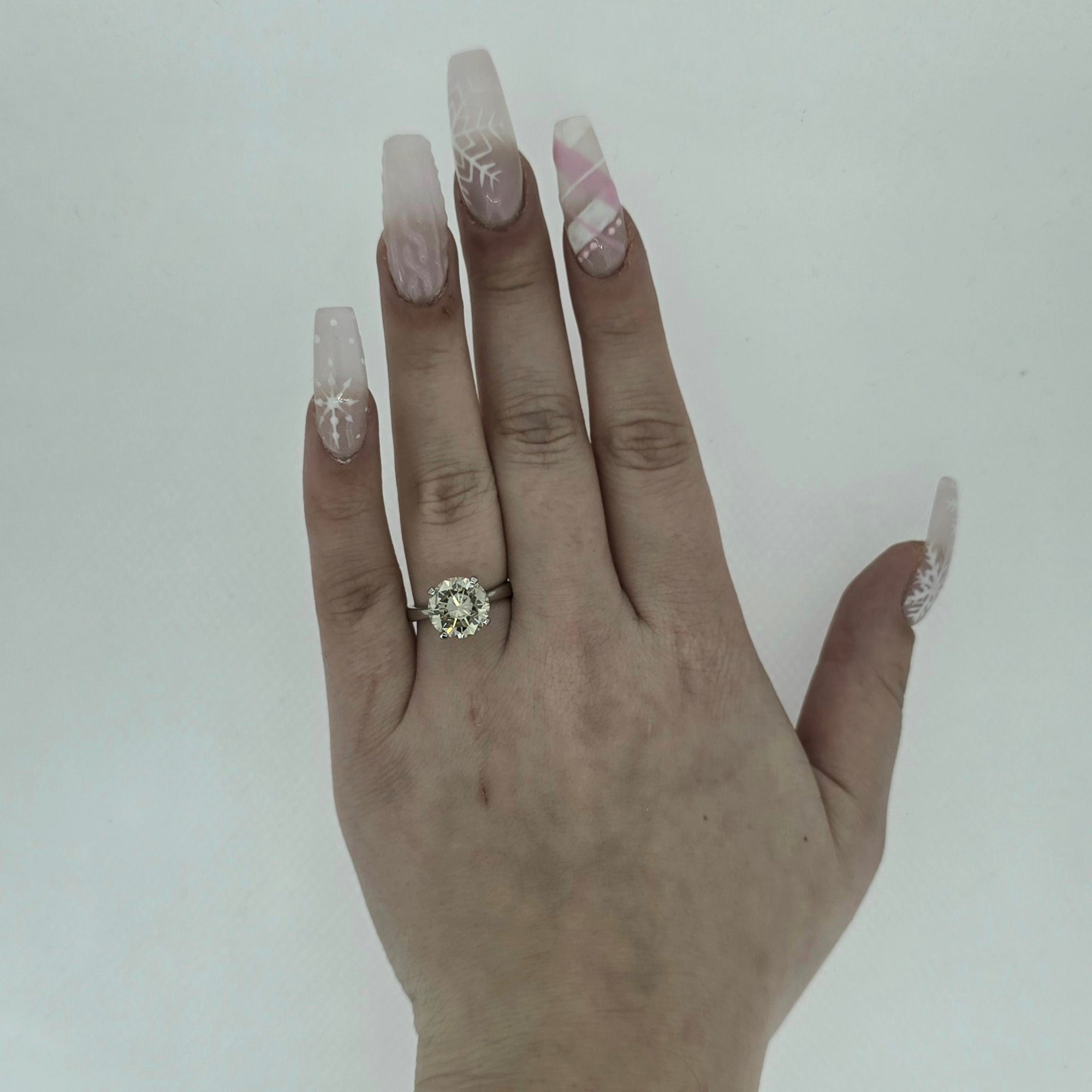 4.15ct Diamond Solitaire set in Platinum