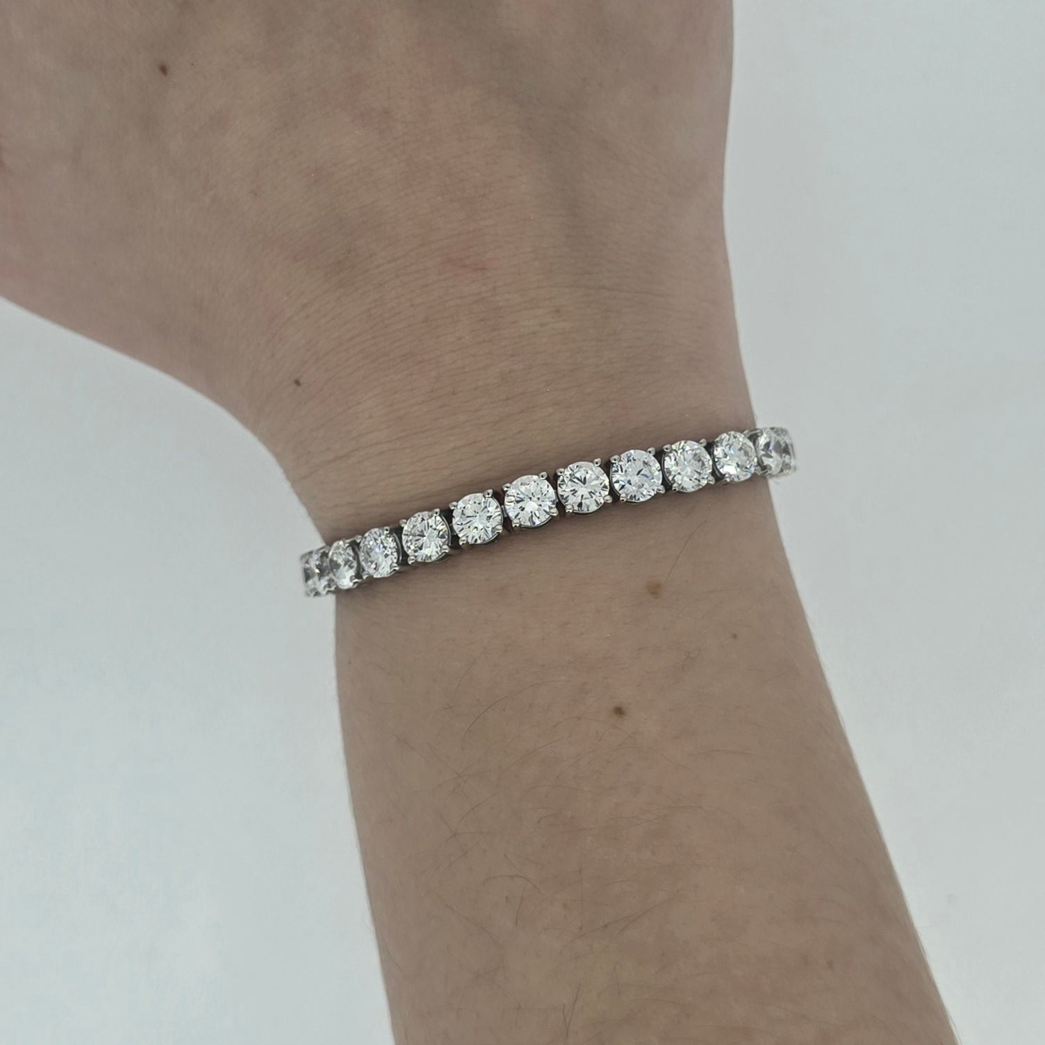 18.03ct LAB Diamond Line Bracelet Set in Platinum - Montpellier Jewellers