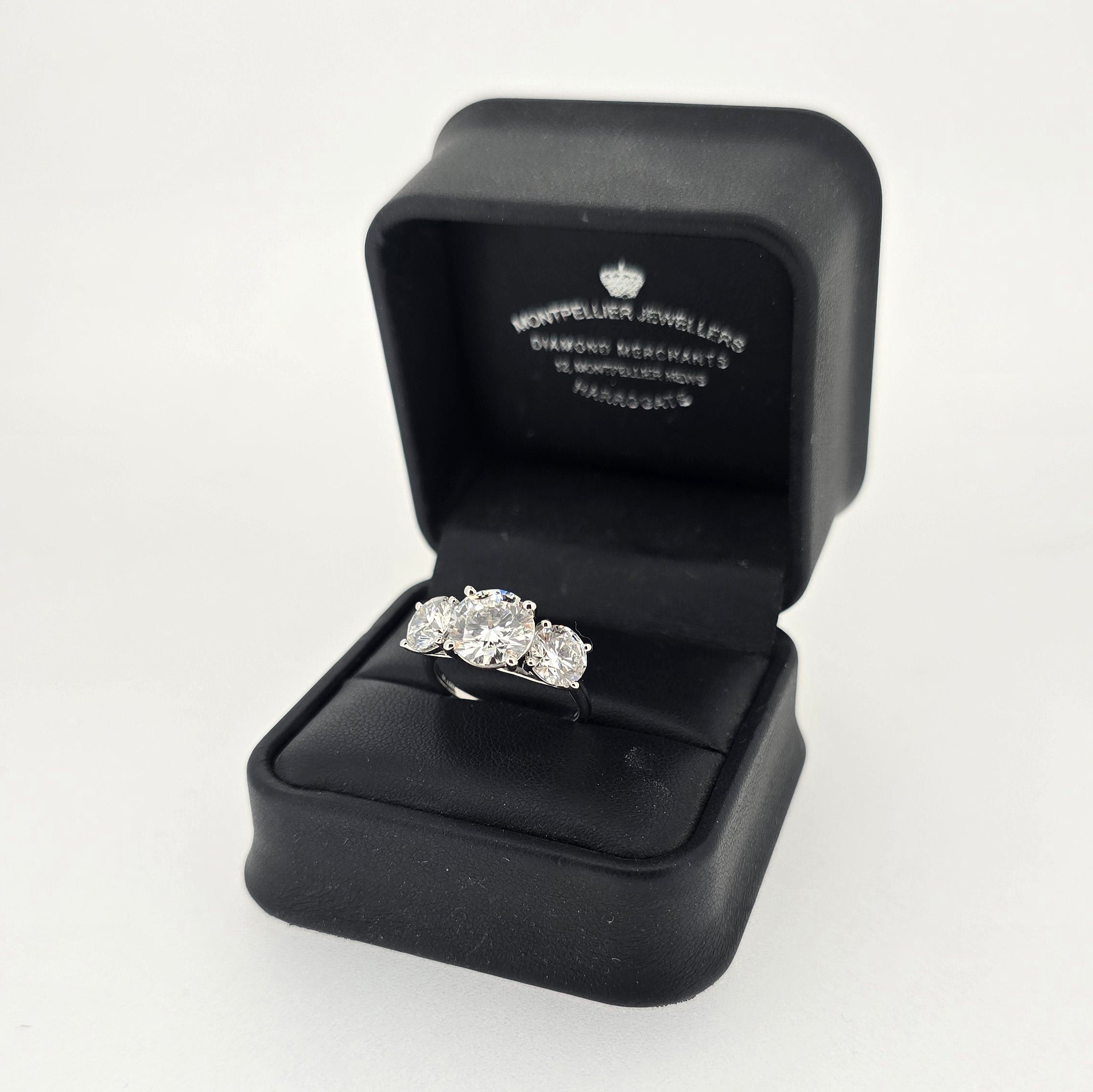 4.63ct F/VS1 Round Brilliant Cut LAB Diamond 3 Stone Ring Set in White Gold - Montpellier Jewellers