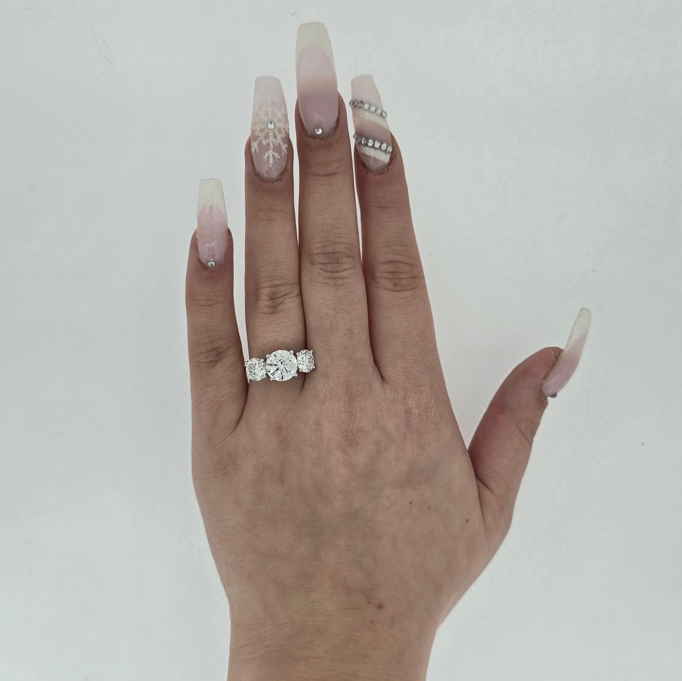 4.63ct F/VS1 Round Brilliant Cut LAB Diamond 3 Stone Ring Set in White Gold - Montpellier Jewellers