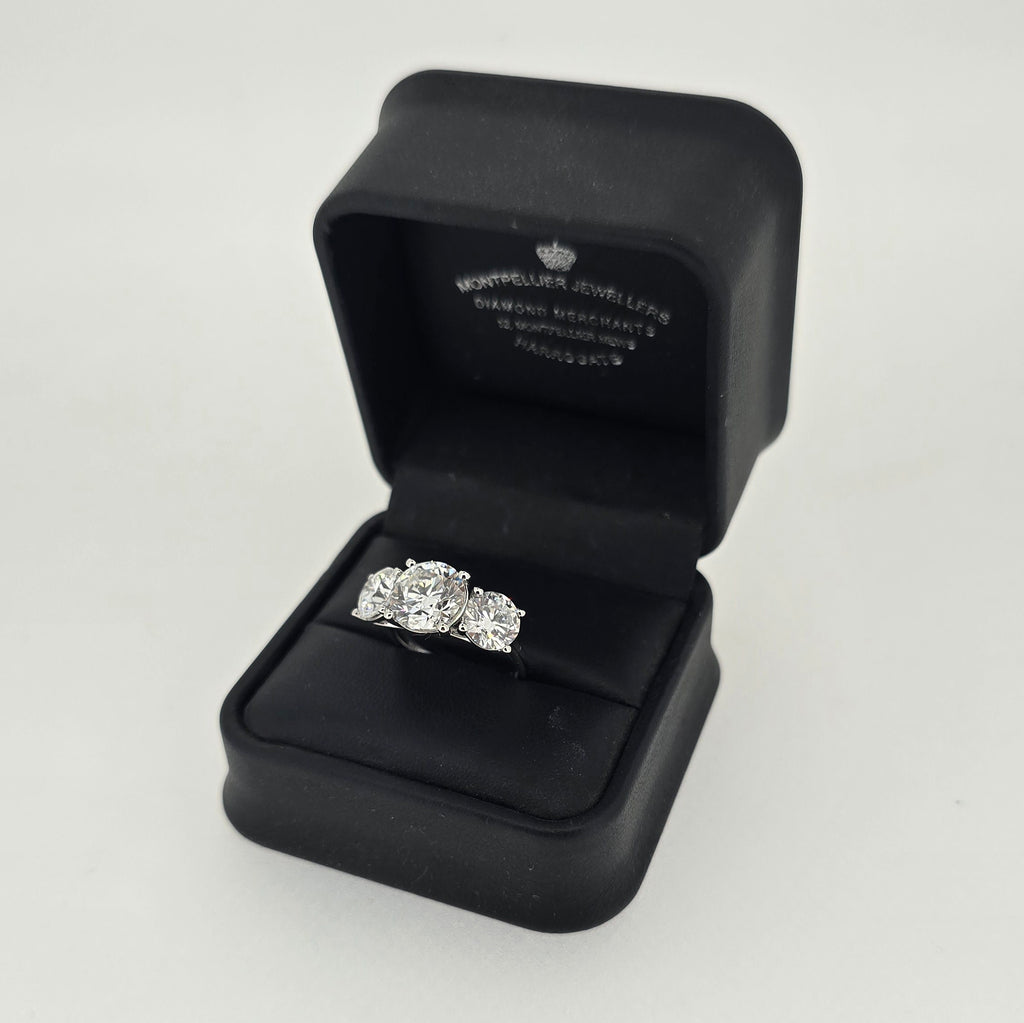 5.61ct F/VS1 Round Brilliant Cut LAB Diamond 3 Stone Ring Set in White Gold