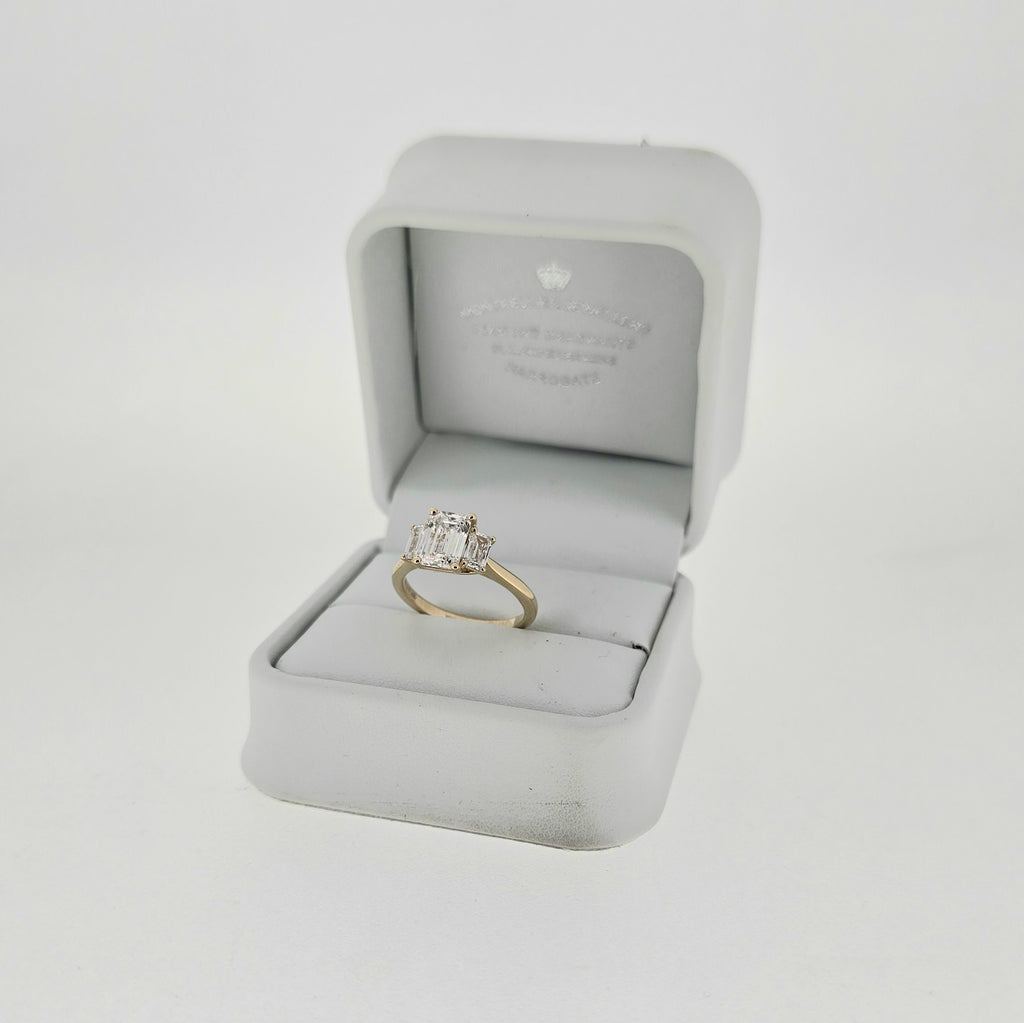 IGI 1.55ct D/VS1 Emerald Cut LAB Diamond Ring with Emerald Cut Side Stones Set in 18ct Yellow Gold
