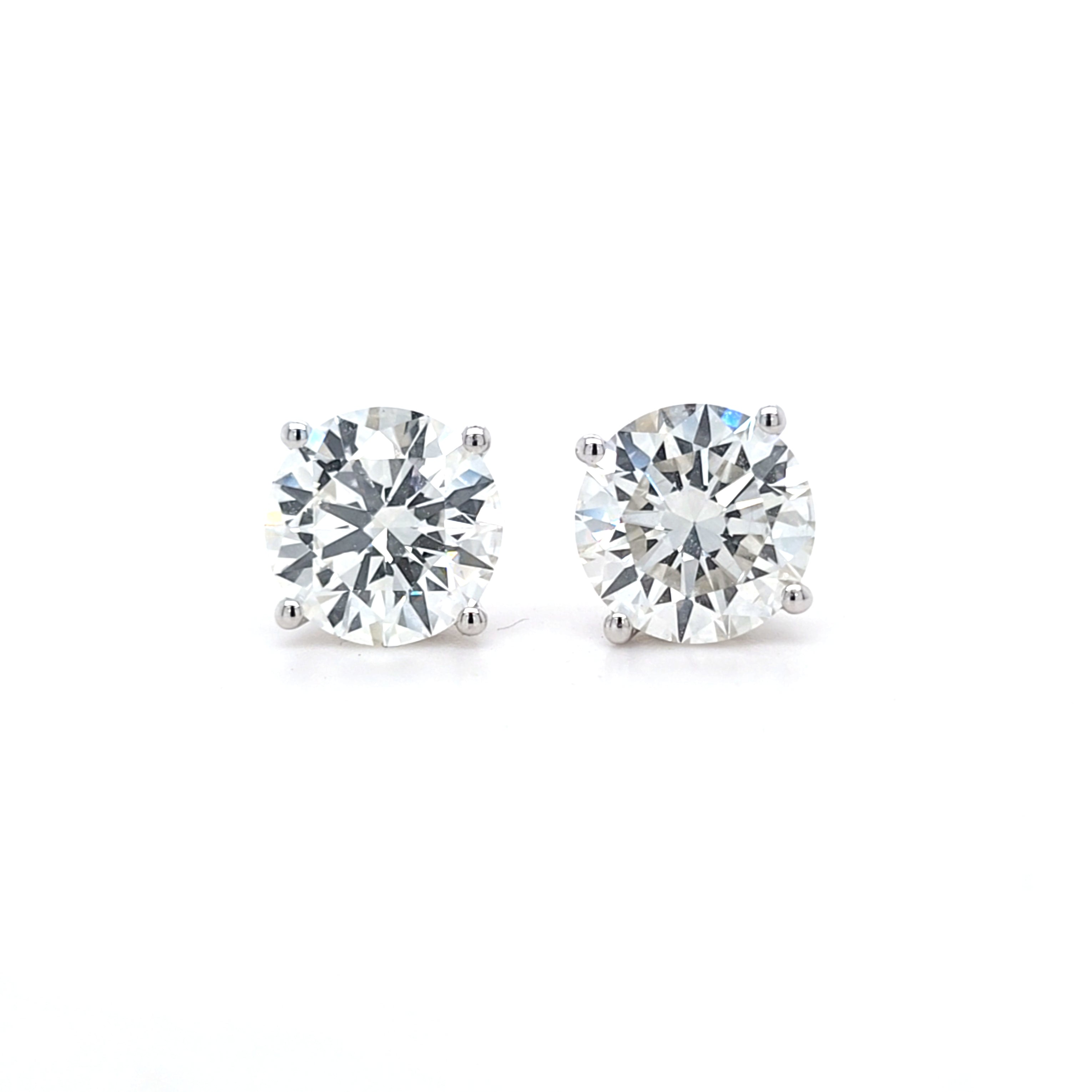 5.04ct G/VS LAB Diamond Stud Earrings Set In White Gold