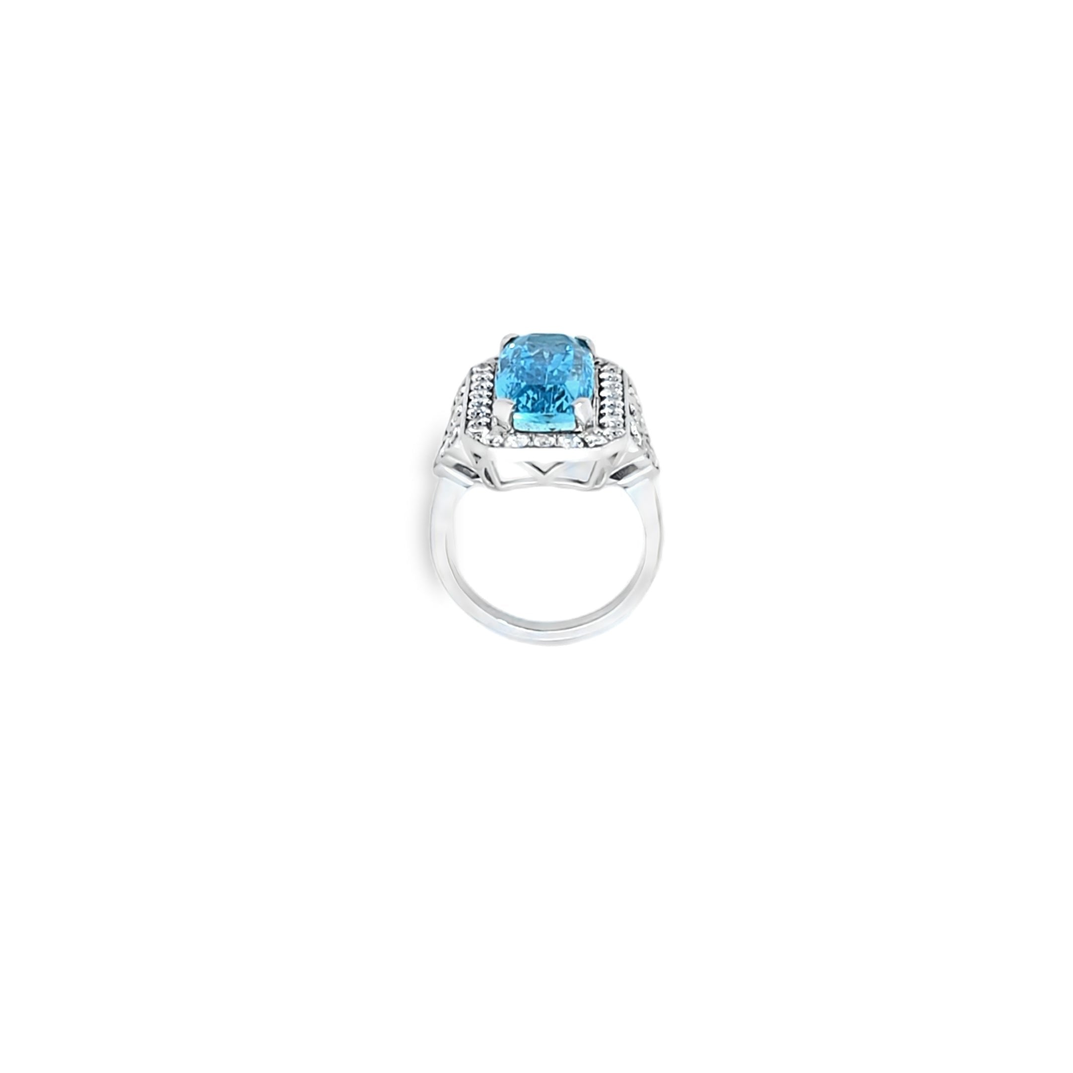 VIP 6.67ct Aquamarine & Diamond Ring Set in Platinum - Montpellier Jewellers
