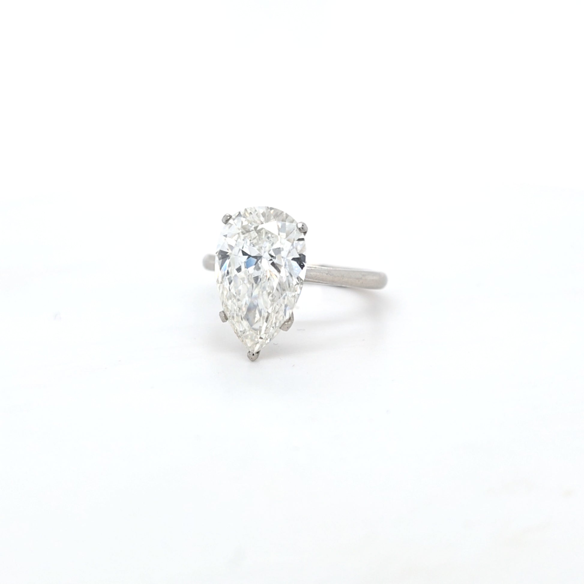 IGI 5.09ct G/VS1 LAB Diamond Pear Shape Solitaire Set In Platinum