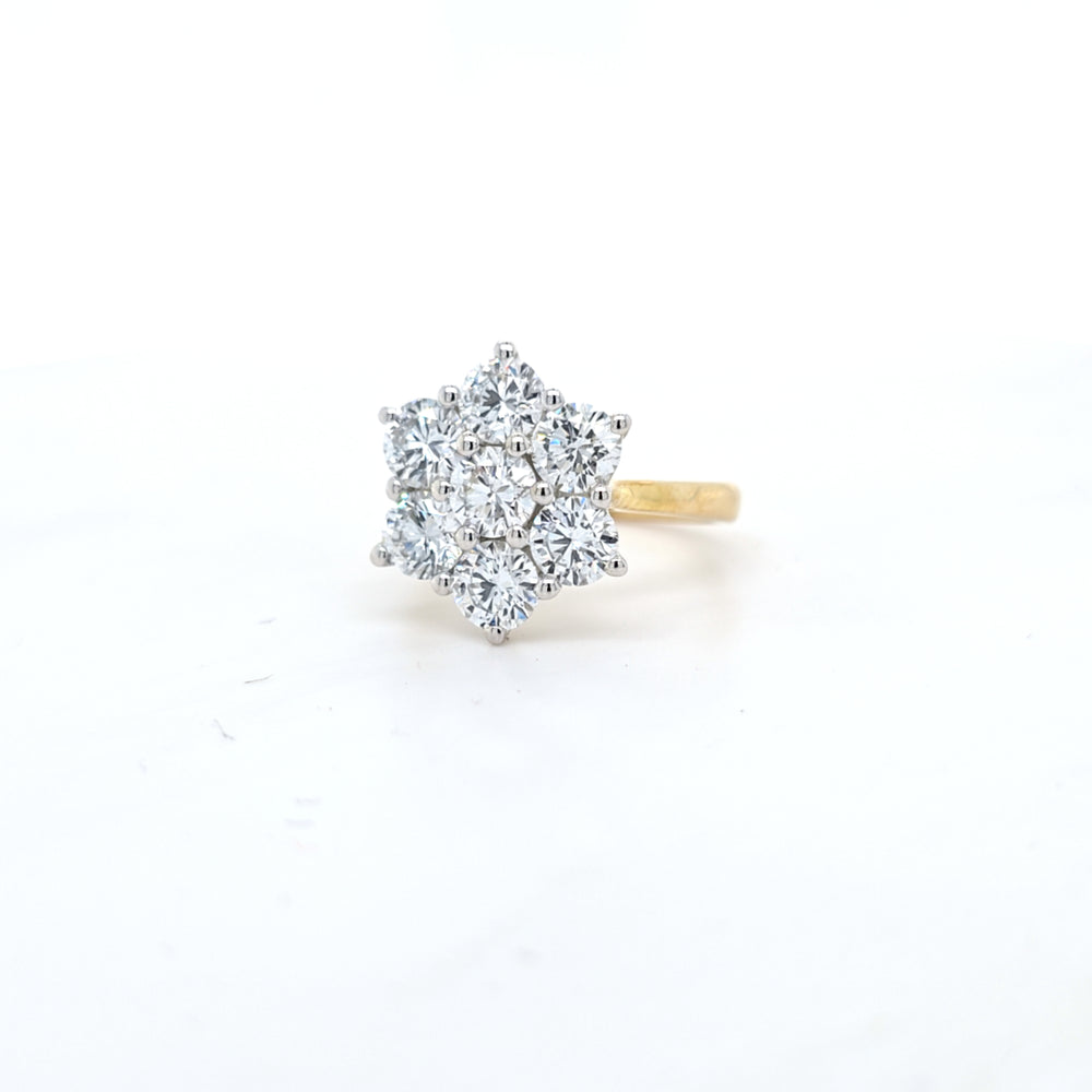 2.89ct LAB Diamond Cluster Ring set in 9ct Gold