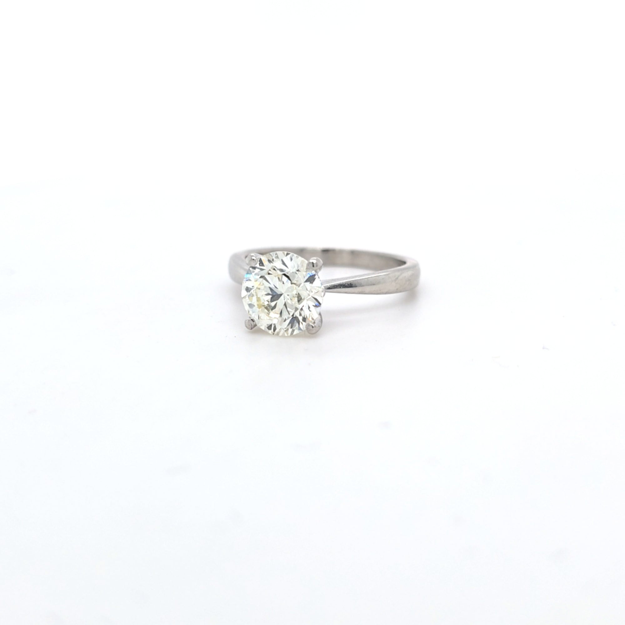 IGI 2.04ct K/SI1 Diamond Solitaire Set in Platinum