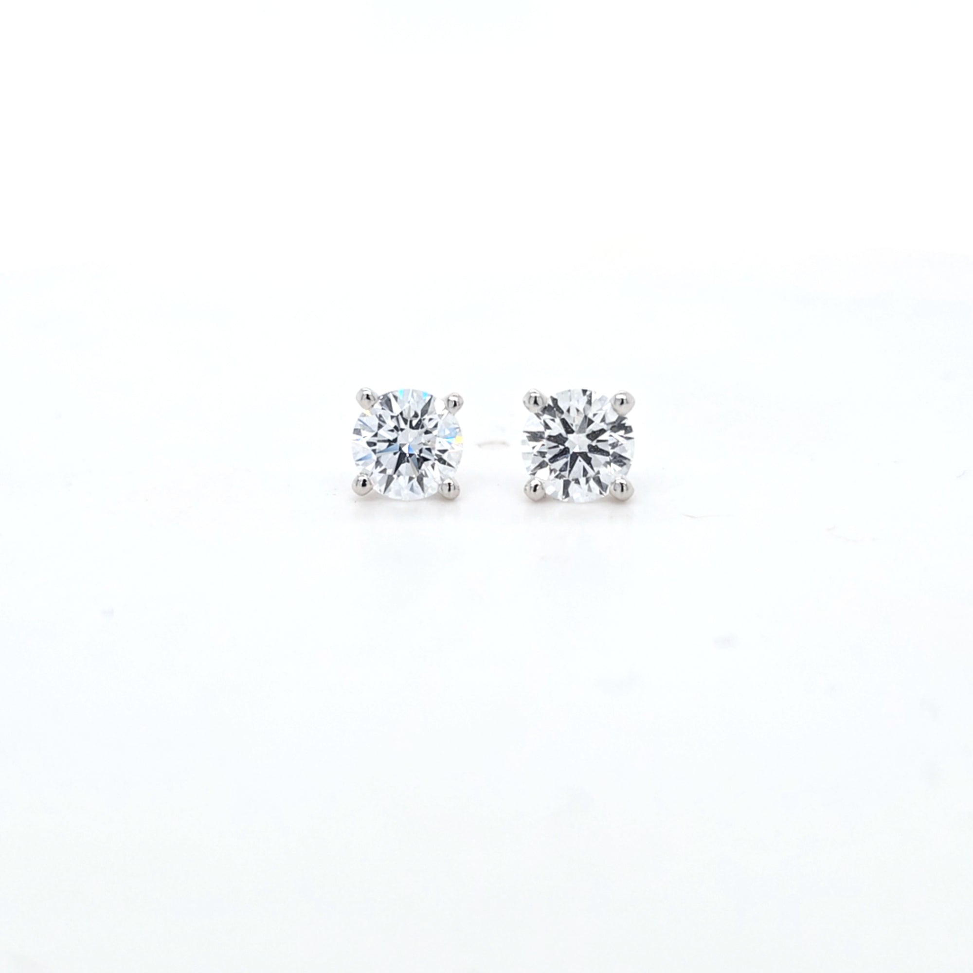 2.18ct F/VS LAB Diamond Stud Earrings Set In White Gold
