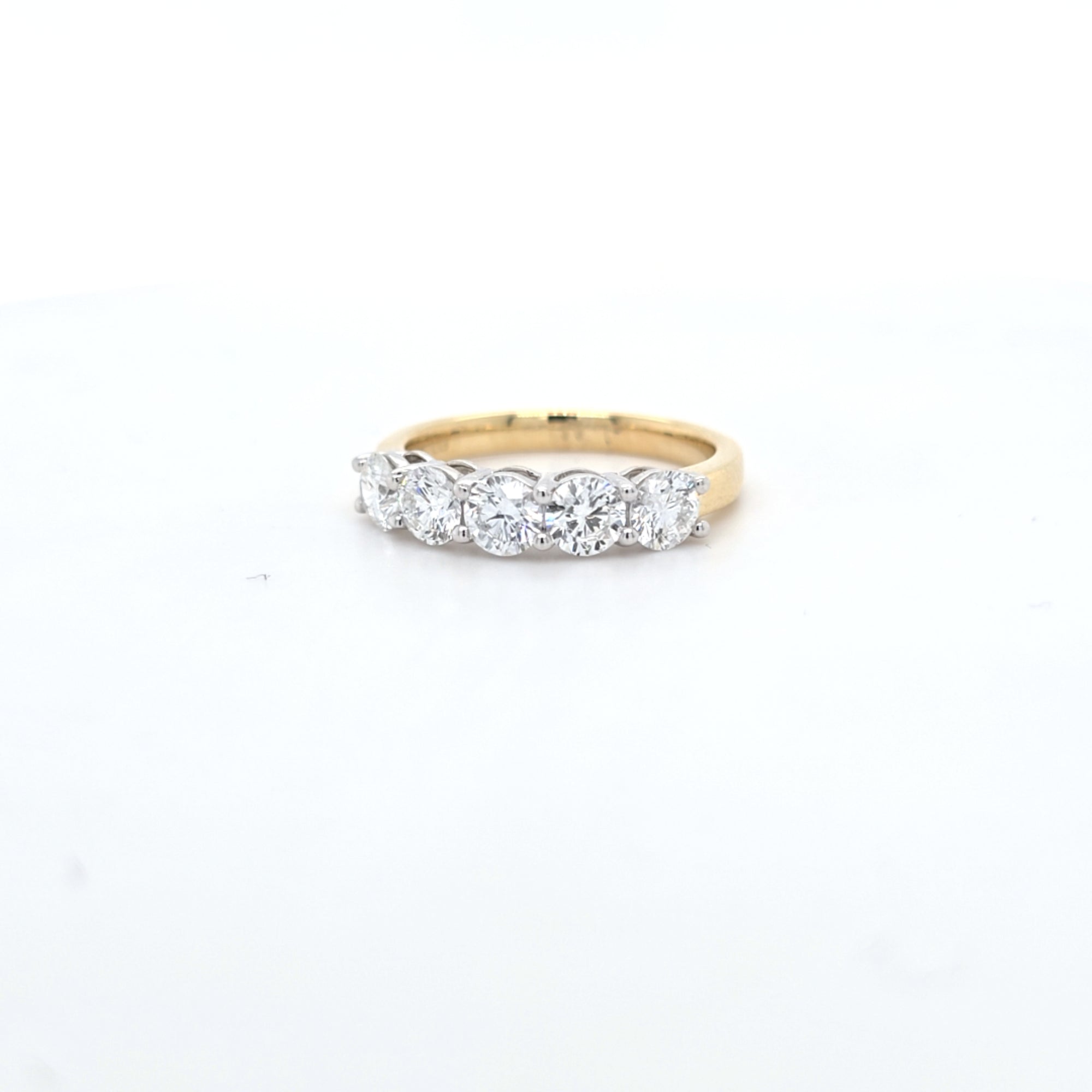 1.55ct F/VS LAB Diamond 5 Stone Ring Set In 9ct Gold