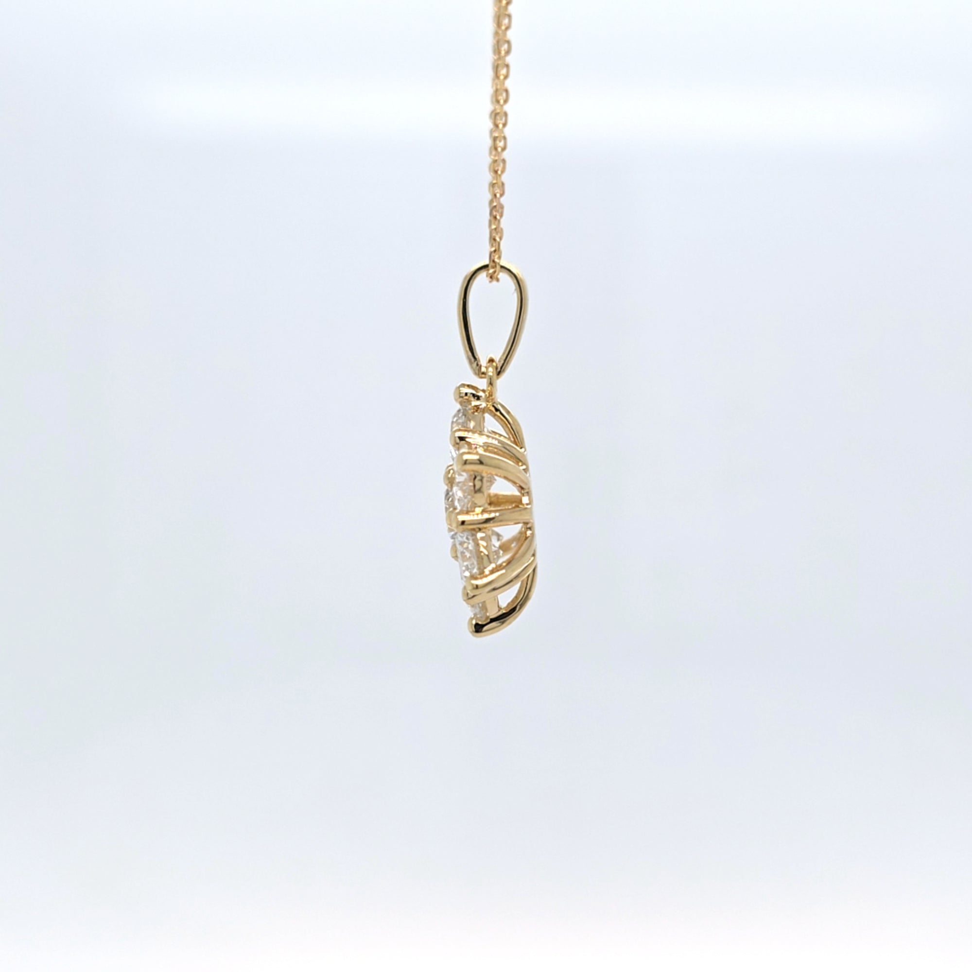 2.08ct LAB Diamond Cluster Pendant in 9ct Yellow Gold with Chain