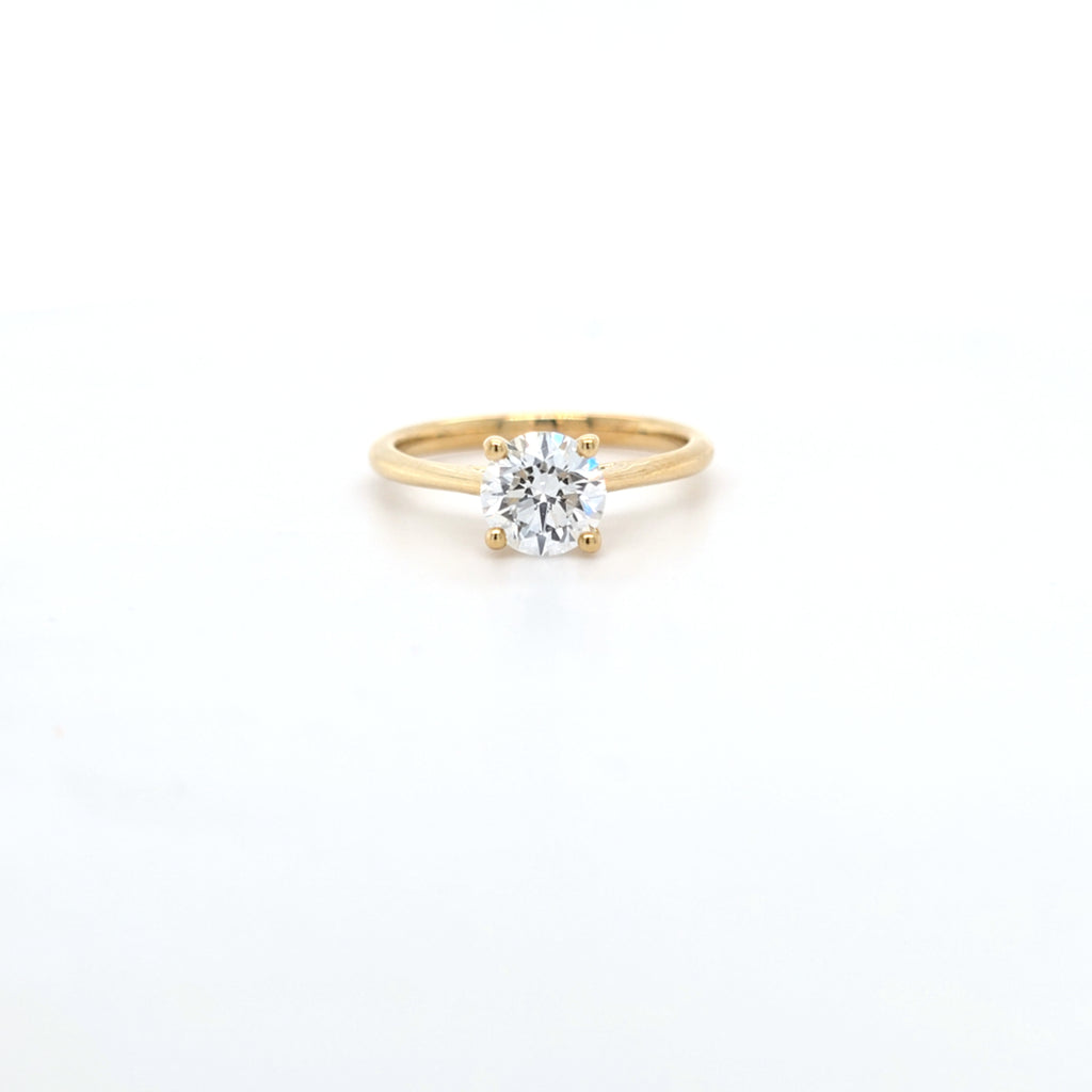 1.02ct D/VS LAB Diamond Solitaire set in Yellow Gold
