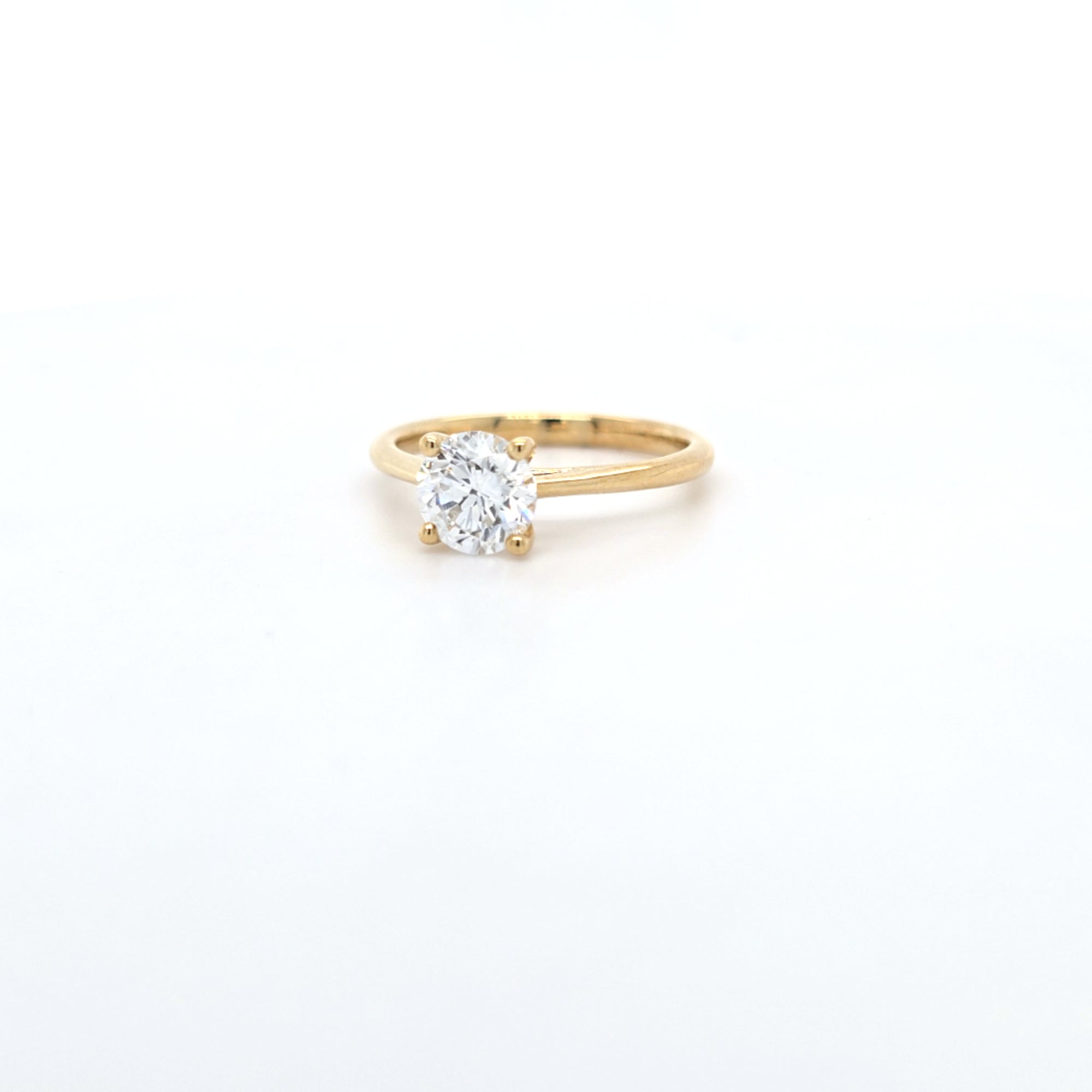 1.02ct D/VS LAB Diamond Solitaire set in Yellow Gold