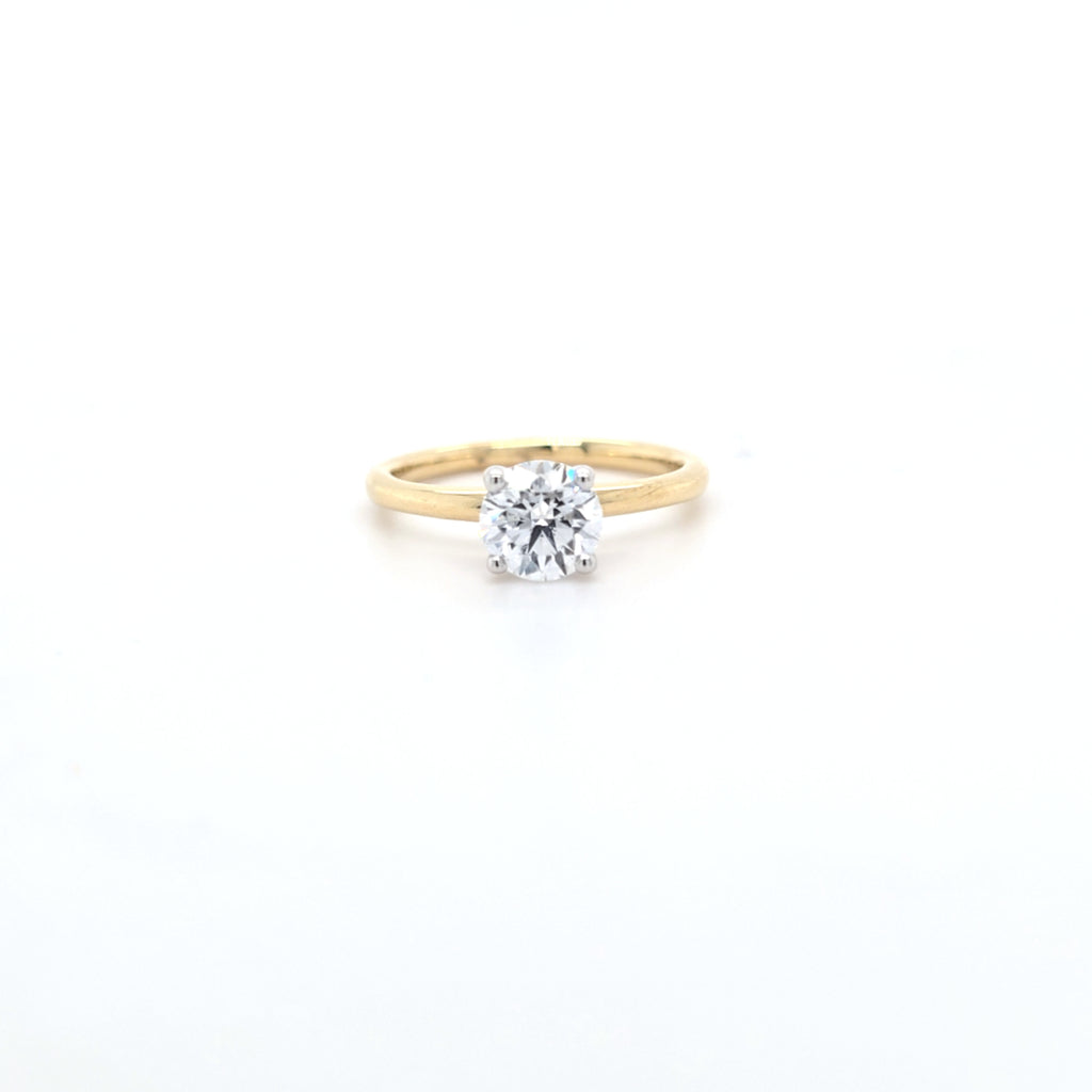 1.01ct D/VS LAB Diamond Solitaire set in Yellow Gold