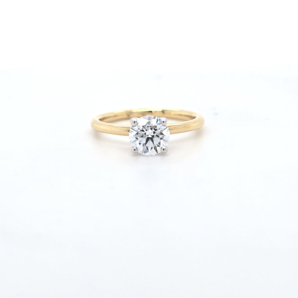 1.01ct D/VS LAB Diamond Solitaire set in Yellow Gold
