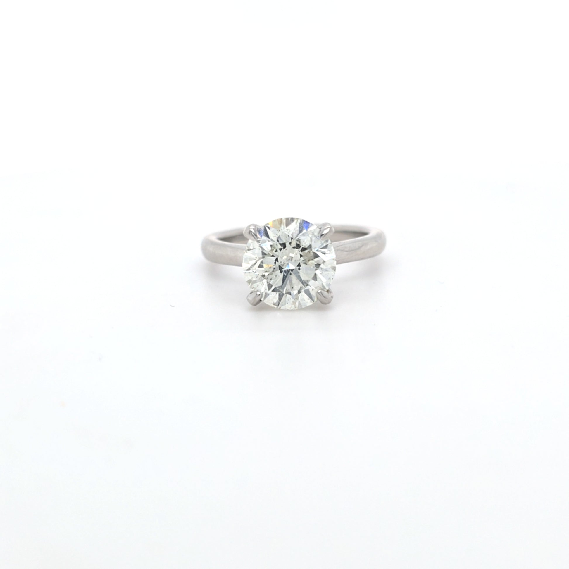 GIA 3.00ct L/I1 Round Brilliant Cut Diamond Solitaire set in Platinum