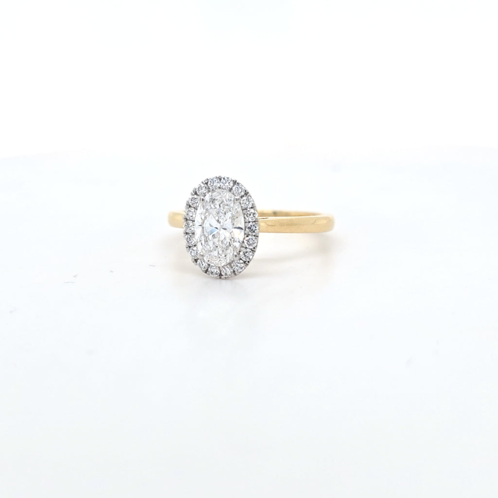 1.21ct D/VS1 LAB Diamond Halo Ring set in 9ct Yellow Gold