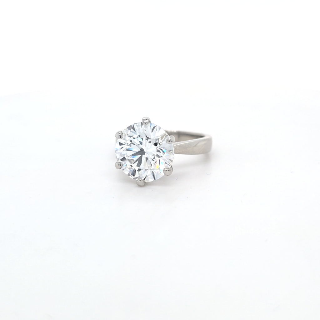 IGI 5.14ct E/VS2 LAB Diamond Solitaire set in Platinum