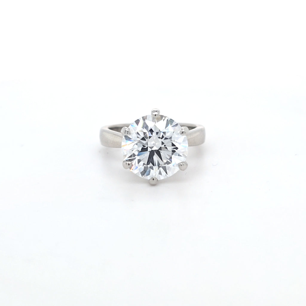 IGI 5.14ct E/VS2 LAB Diamond Solitaire set in Platinum