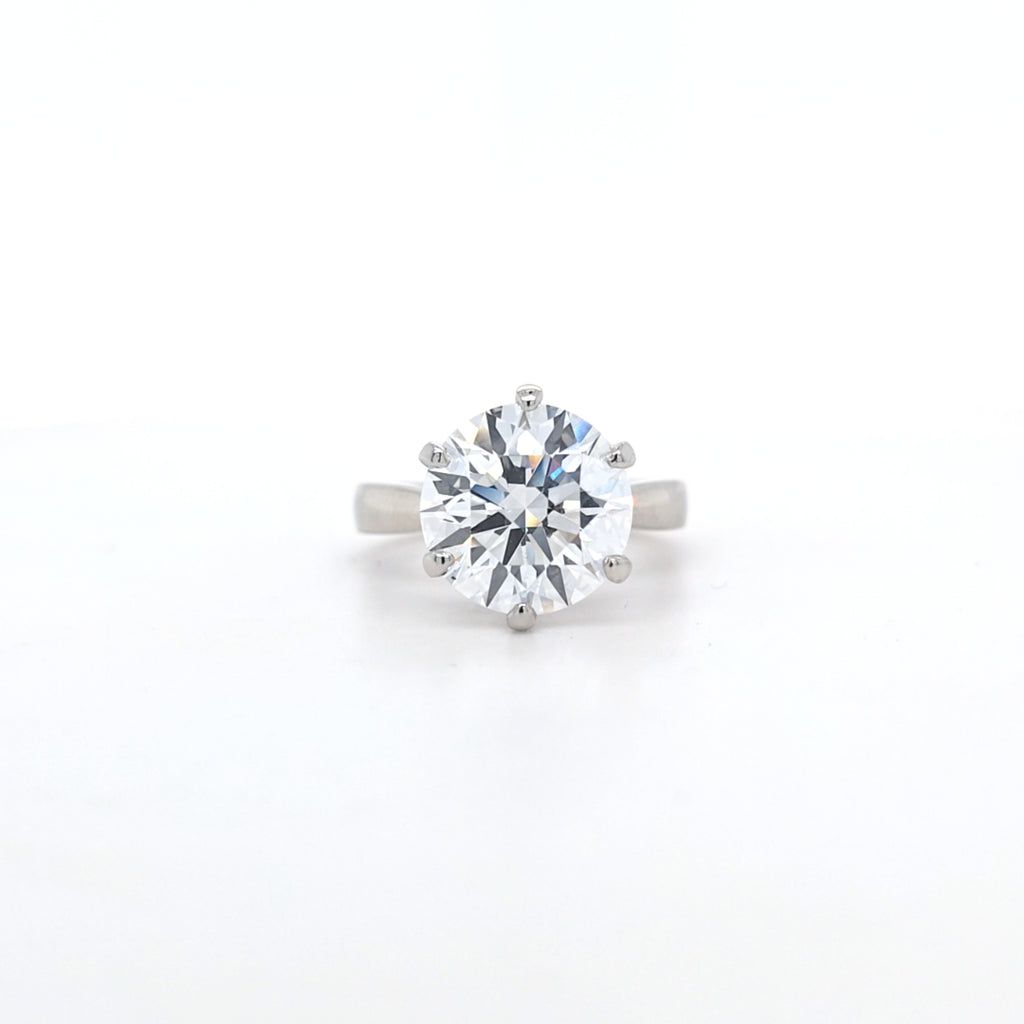 IGI 5.14ct E/VS2 LAB Diamond Solitaire set in Platinum