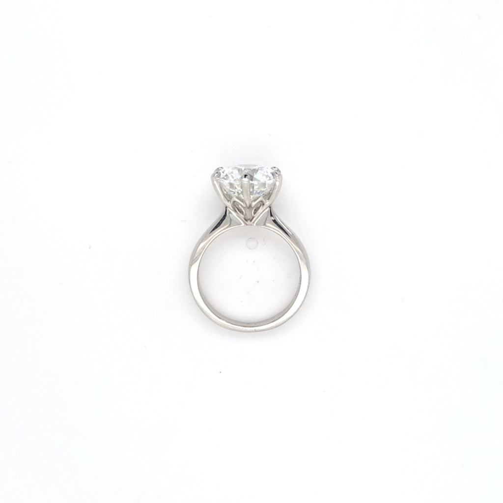 IGI 5.14ct E/VS2 LAB Diamond Solitaire set in Platinum