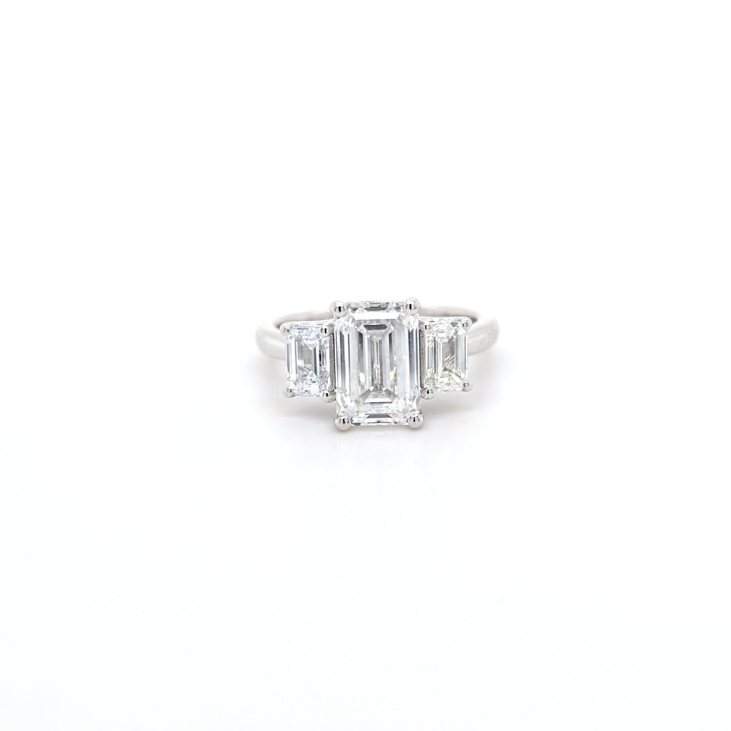 IGI 2.54ct D/VS1 Emerald Cut LAB Diamond Solitaire 3 Stone Ring Set in Platinum