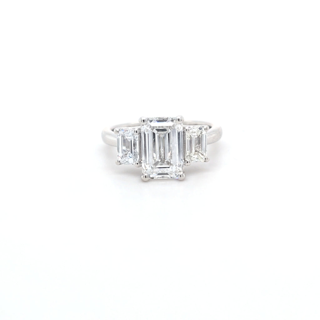 IGI 2.54ct D/VS1 Emerald Cut LAB Diamond Solitaire 3 Stone Ring Set in Platinum