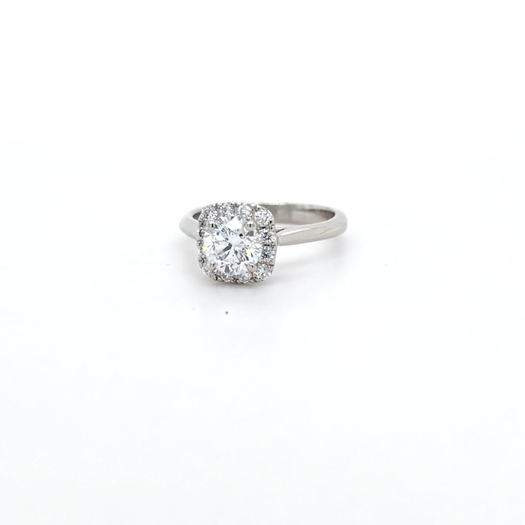 1.05ct D/VS2 LAB Diamond Halo Ring set in Platinum