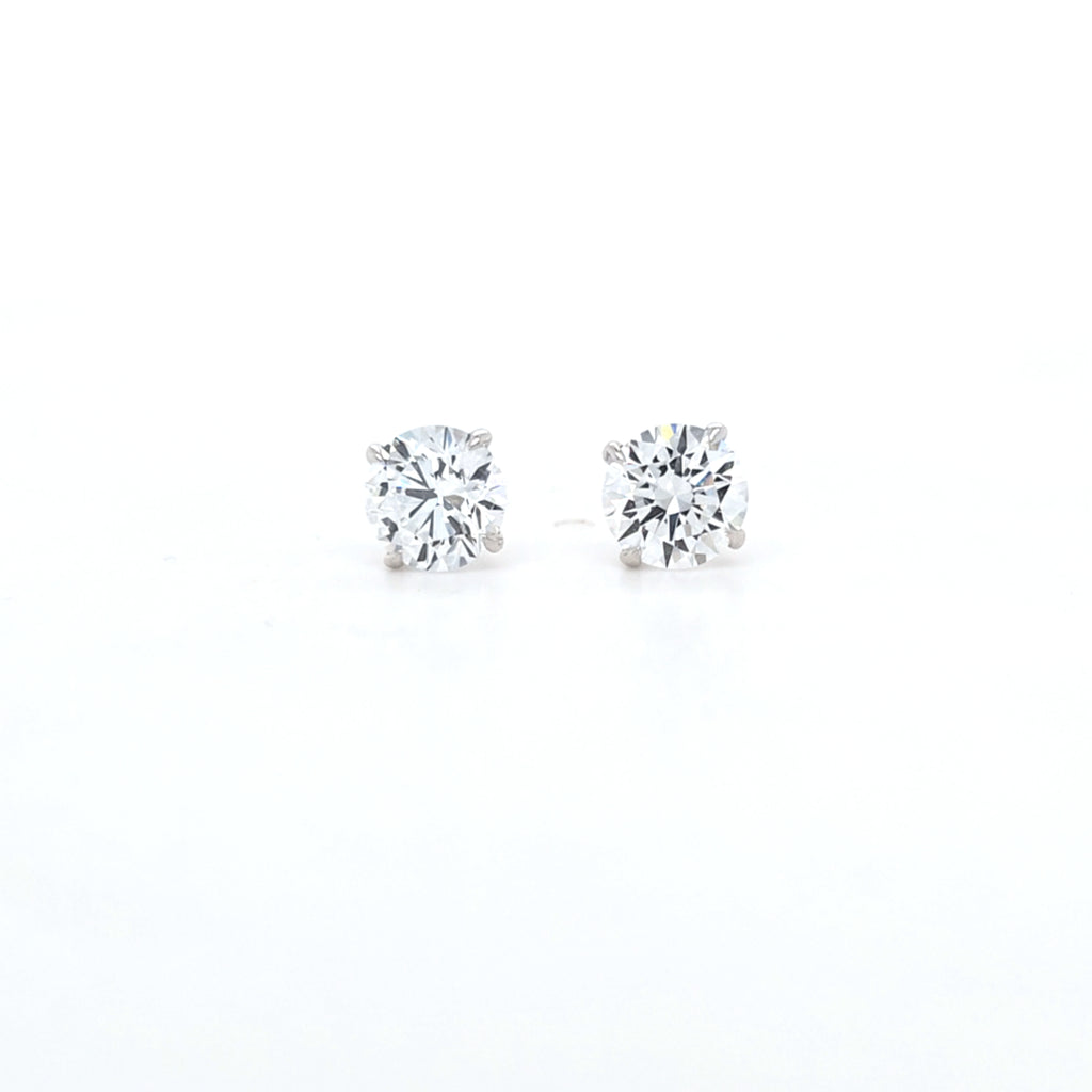 2.00ct F/VS LAB Diamond Stud Earrings Set In White Gold