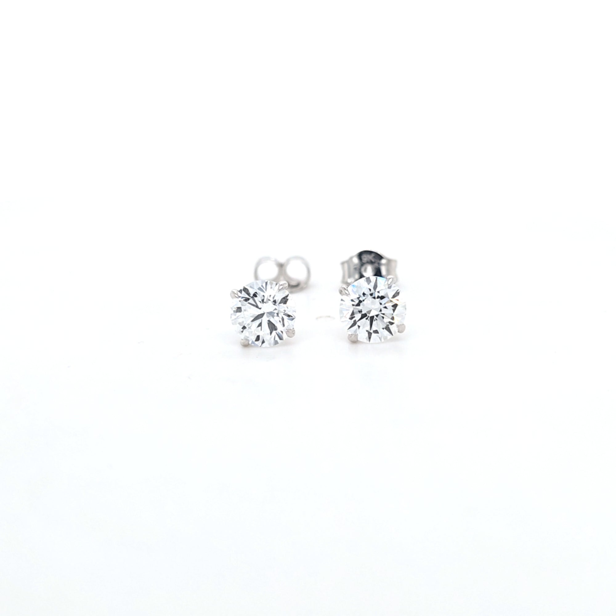 2.00ct F/VS LAB Diamond Stud Earrings Set In White Gold