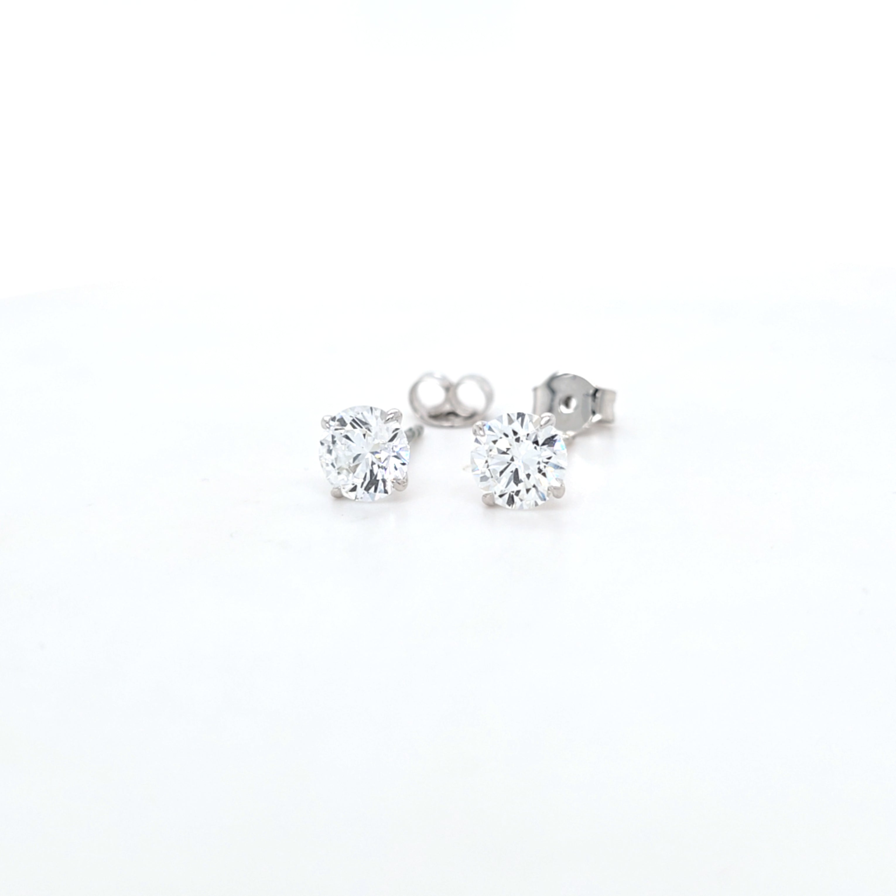 2.00ct F/VS LAB Diamond Stud Earrings Set In White Gold - Montpellier Jewellers