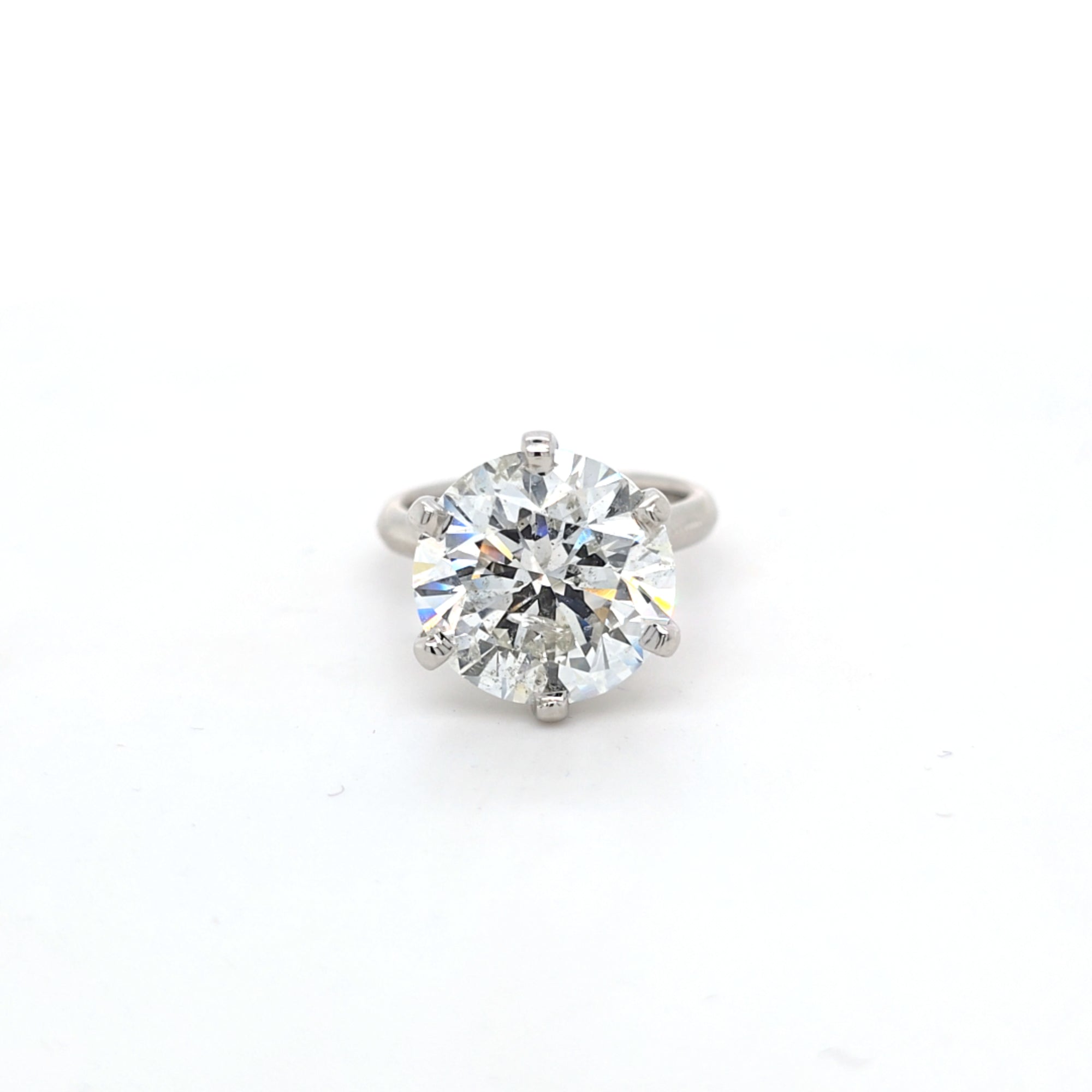 10.02ct Round Brilliant Cut Diamond Solitaire Set in Platinum