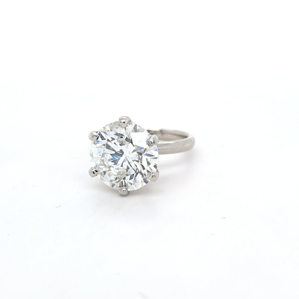 10.02ct Round Brilliant Cut Diamond Solitaire Set in Platinum
