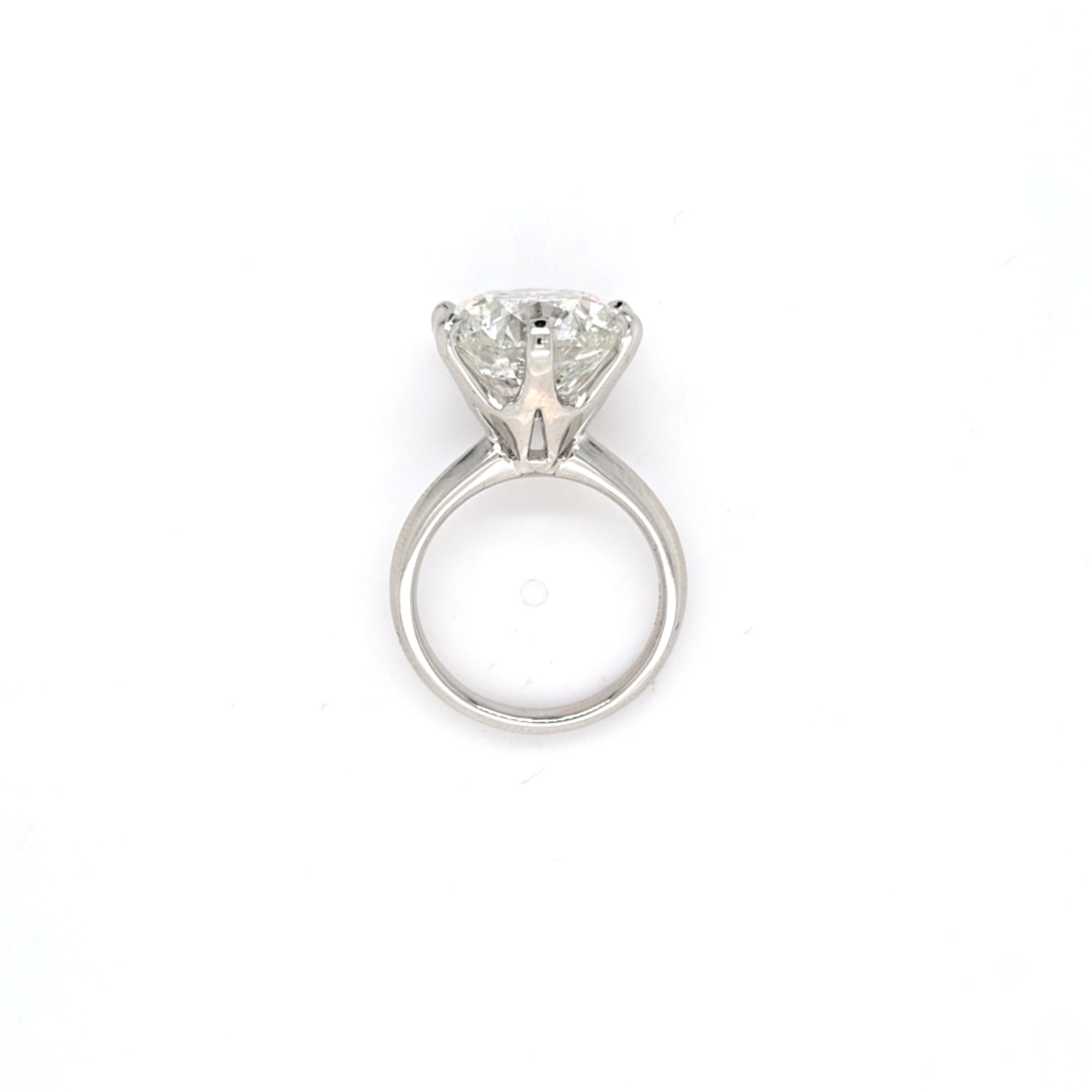 10.02ct Round Brilliant Cut Diamond Solitaire Set in Platinum