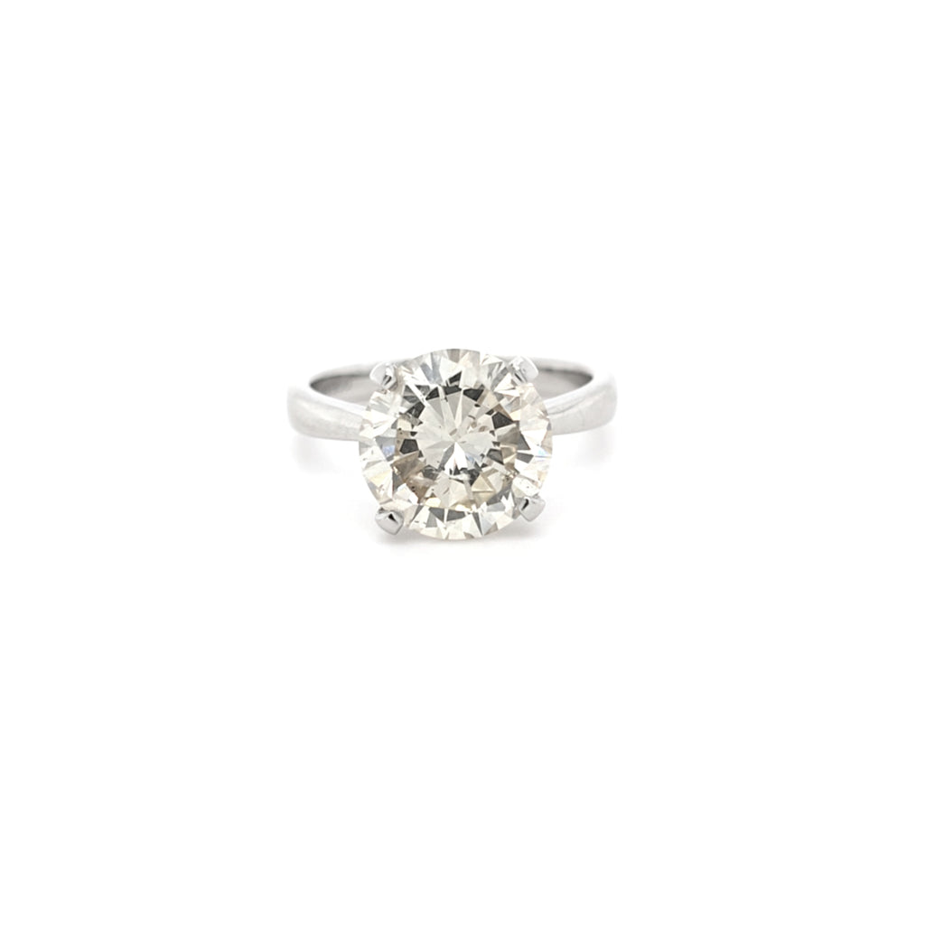 4.15ct Diamond Solitaire set in Platinum