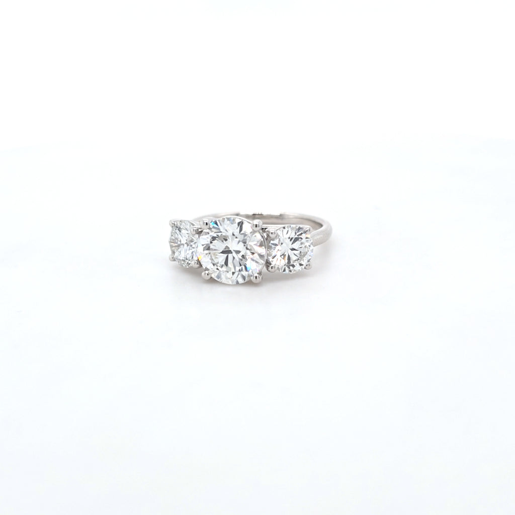 3.54ct F/VS1 Round Brilliant Cut LAB Diamond Solitaire 3 Stone Ring Set in White Gold