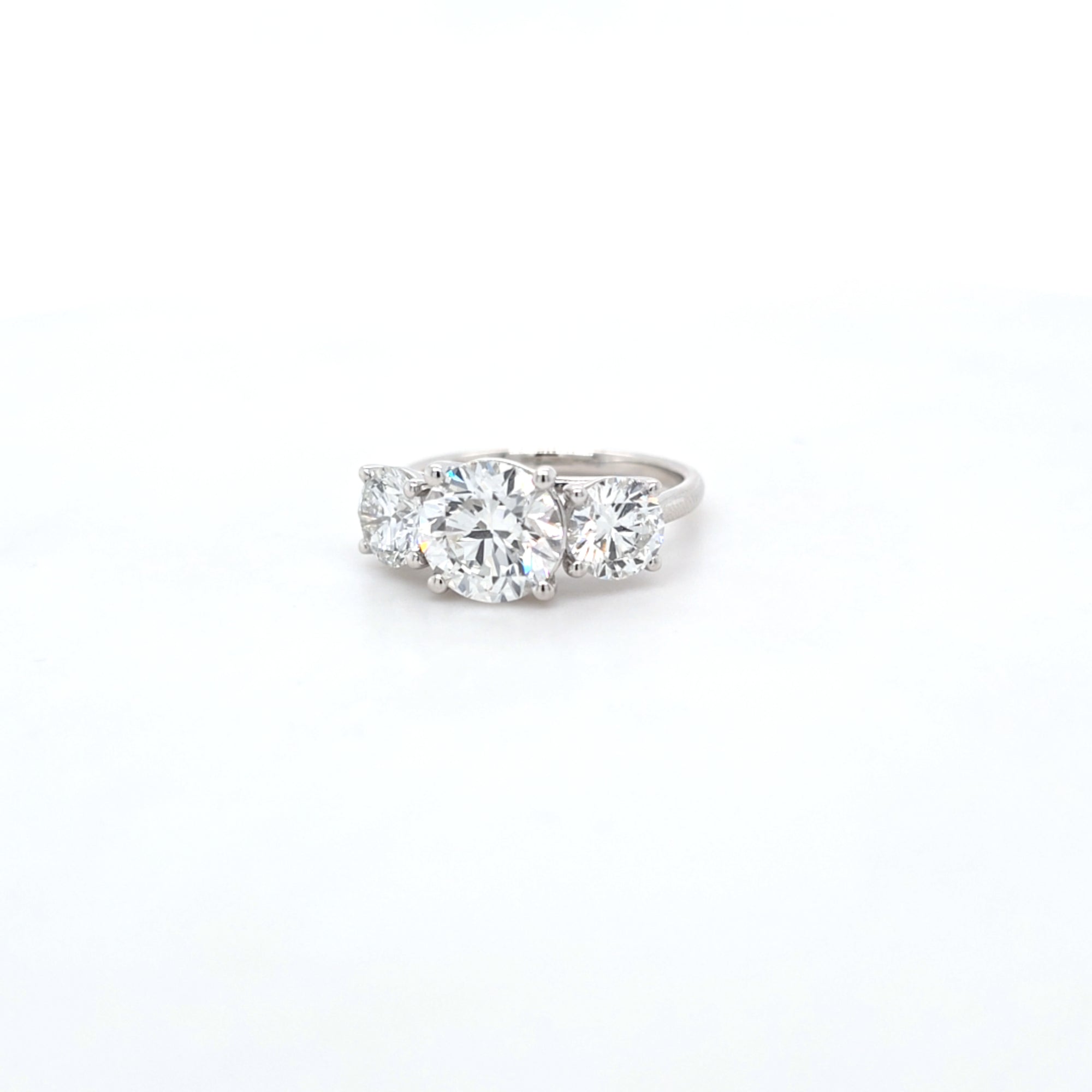 3.54ct F/VS1 Round Brilliant Cut LAB Diamond Solitaire 3 Stone Ring Set in White Gold