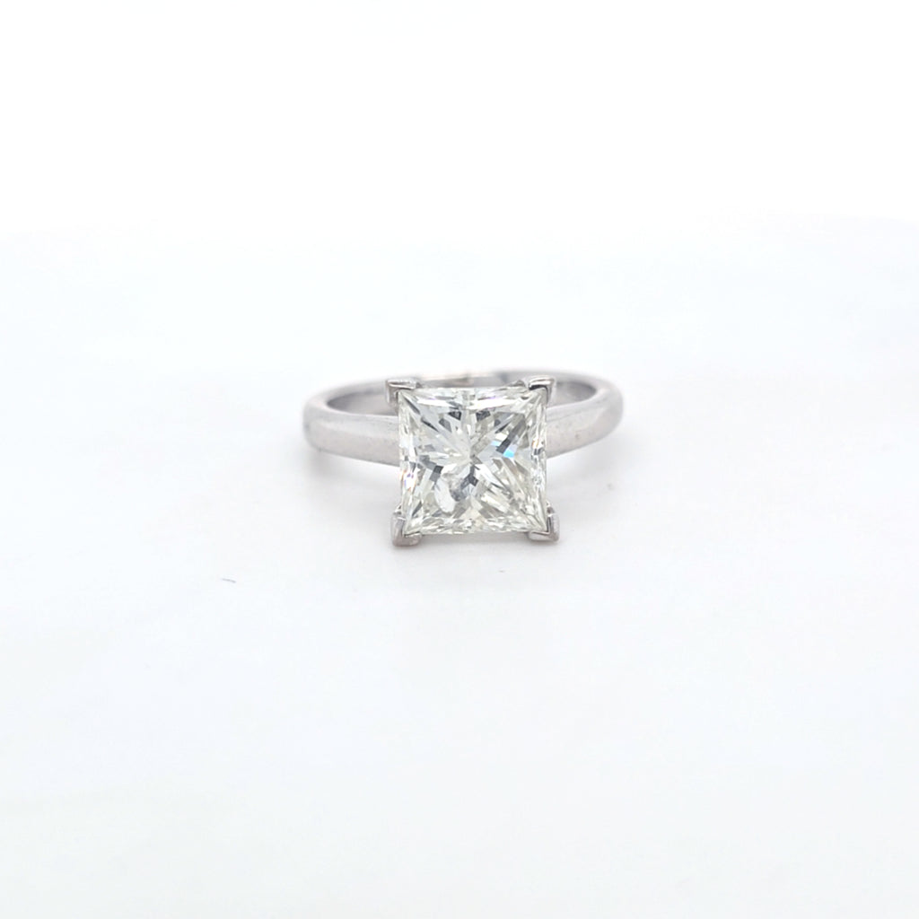 3.03ct Princess Cut Diamond Solitaire set in 18ct White Gold