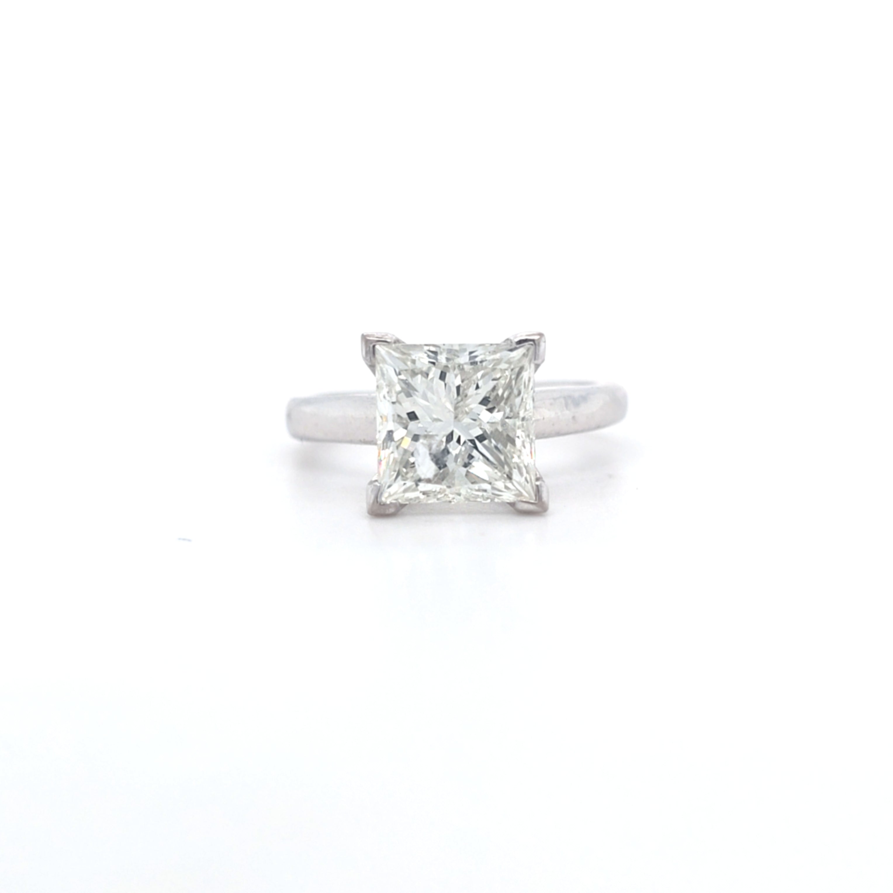 3.03ct Princess Cut Diamond Solitaire set in 18ct White Gold - Montpellier Jewellers